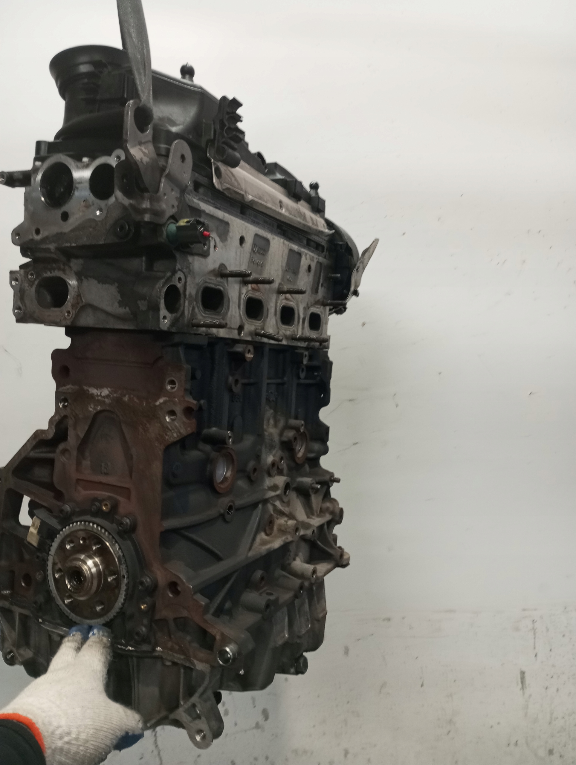 engine motor VW AUDI SEAT SKODA 2.0 TDI CFG pillar