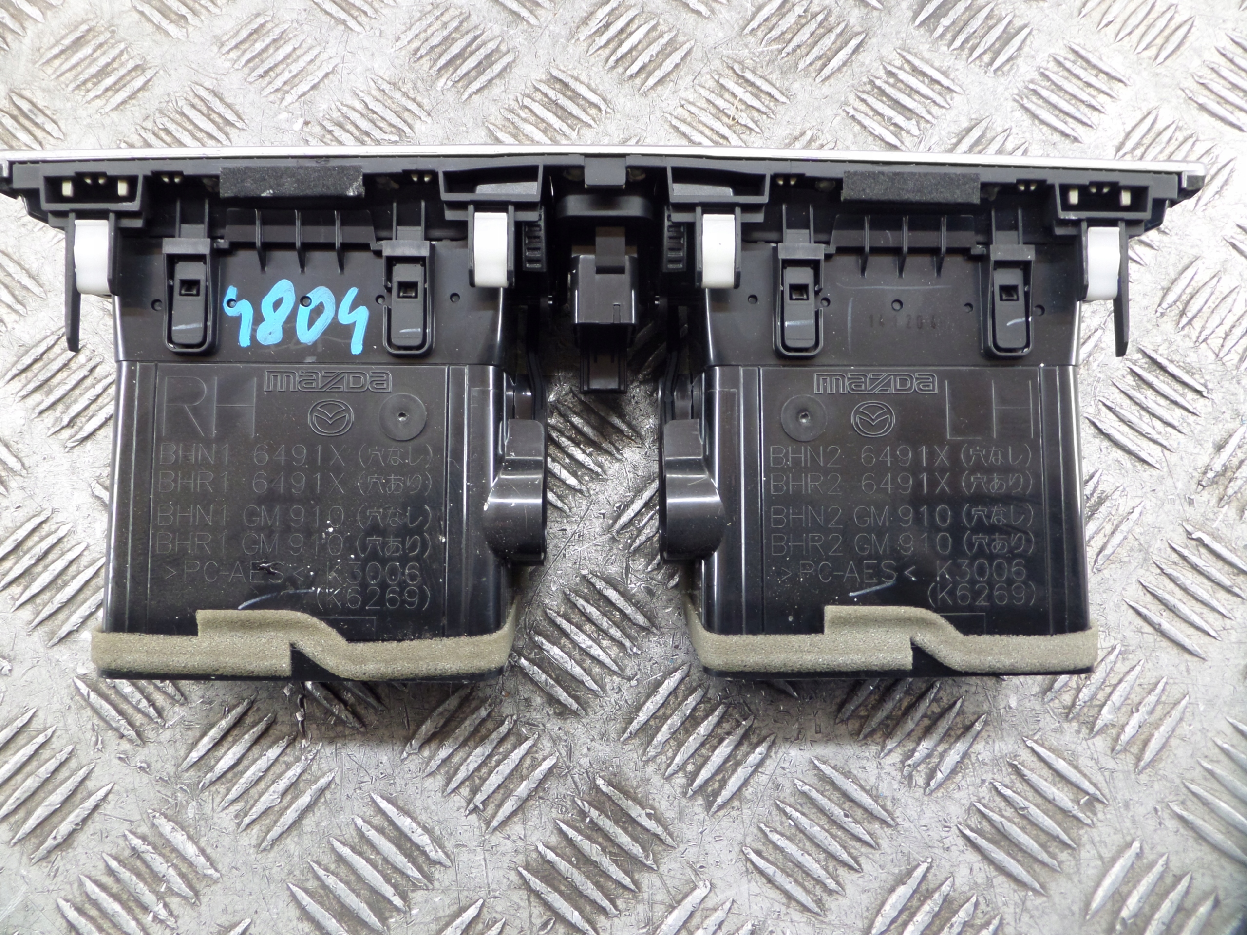 grid air conditioning devices central MAZDA 3 III 2013-2018r