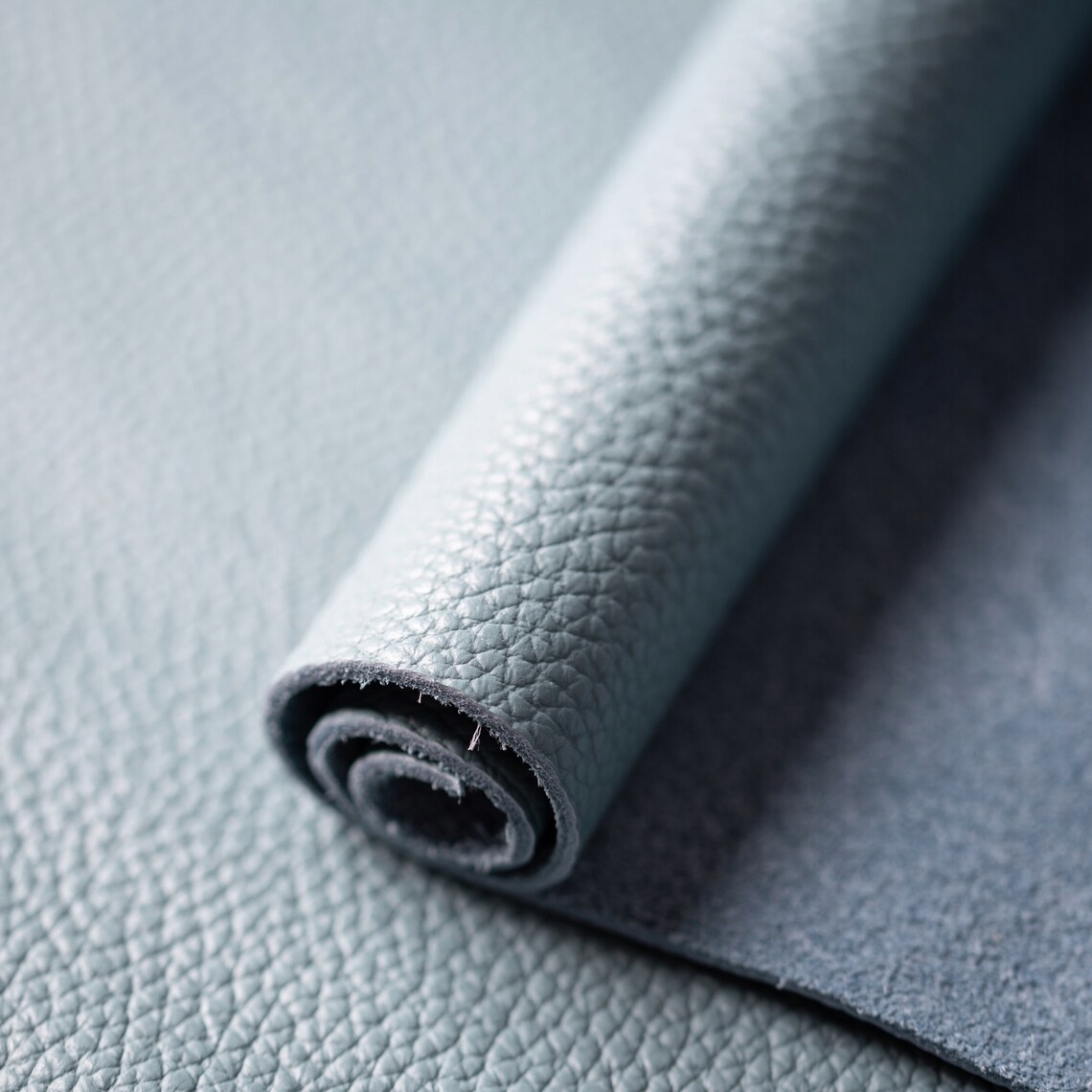 025 Přírodní Kůže Galanterie 1.2-1.4 mm 2,48 m2