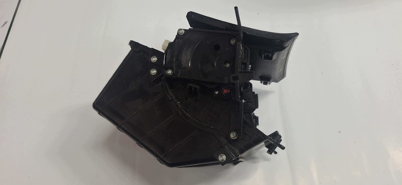 passenger compartment ashtray OPEL MOKKA X 42505220