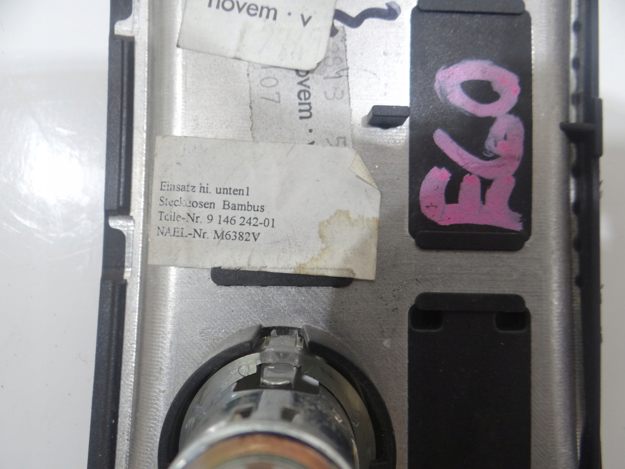 PANEL DEKOR adapter ZAPALNICZKI BMW E60 E61 9146242