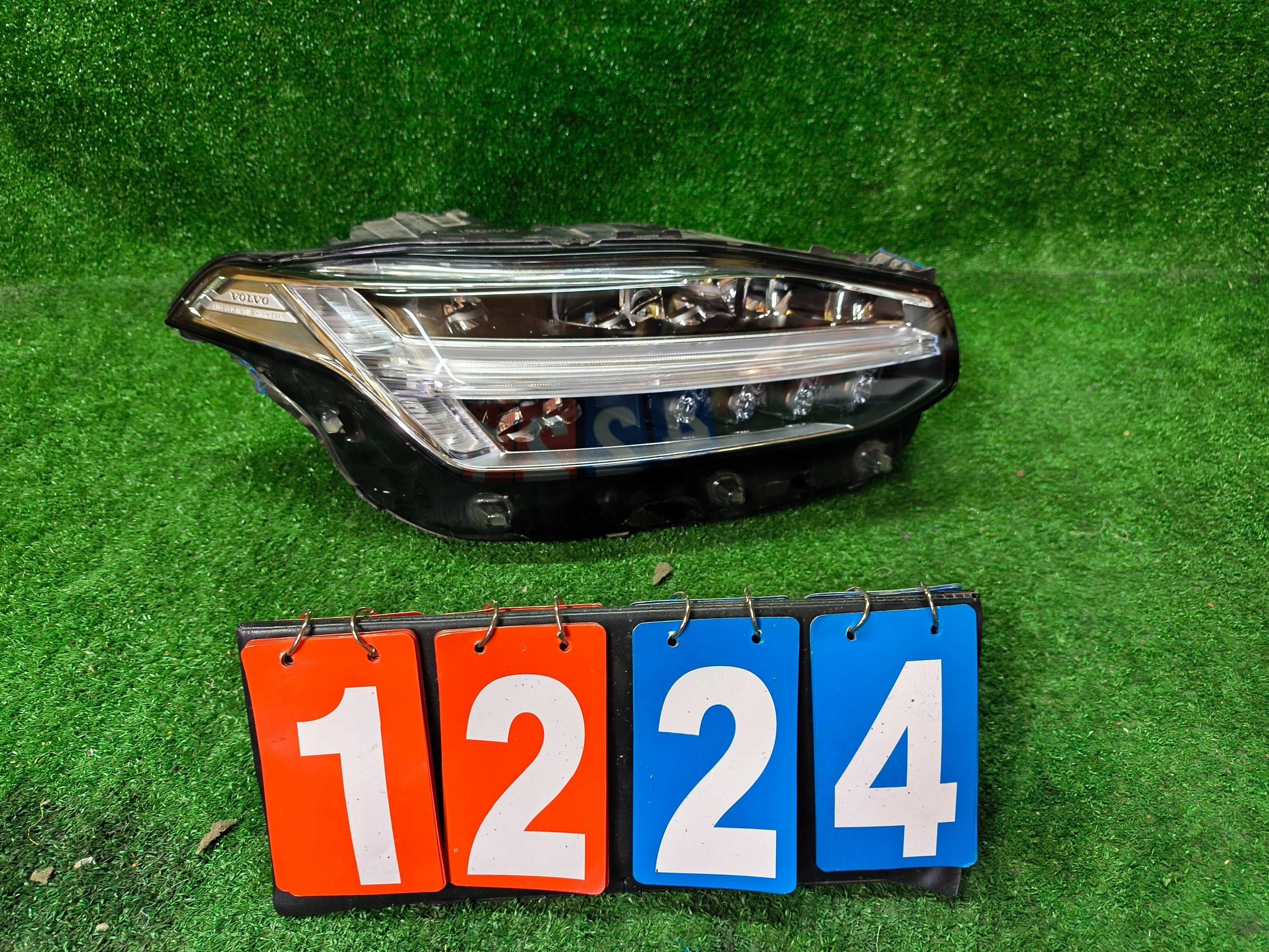 REFLEKTOR right front VOLVO XC90 II LIFT FULL LED NR.1224