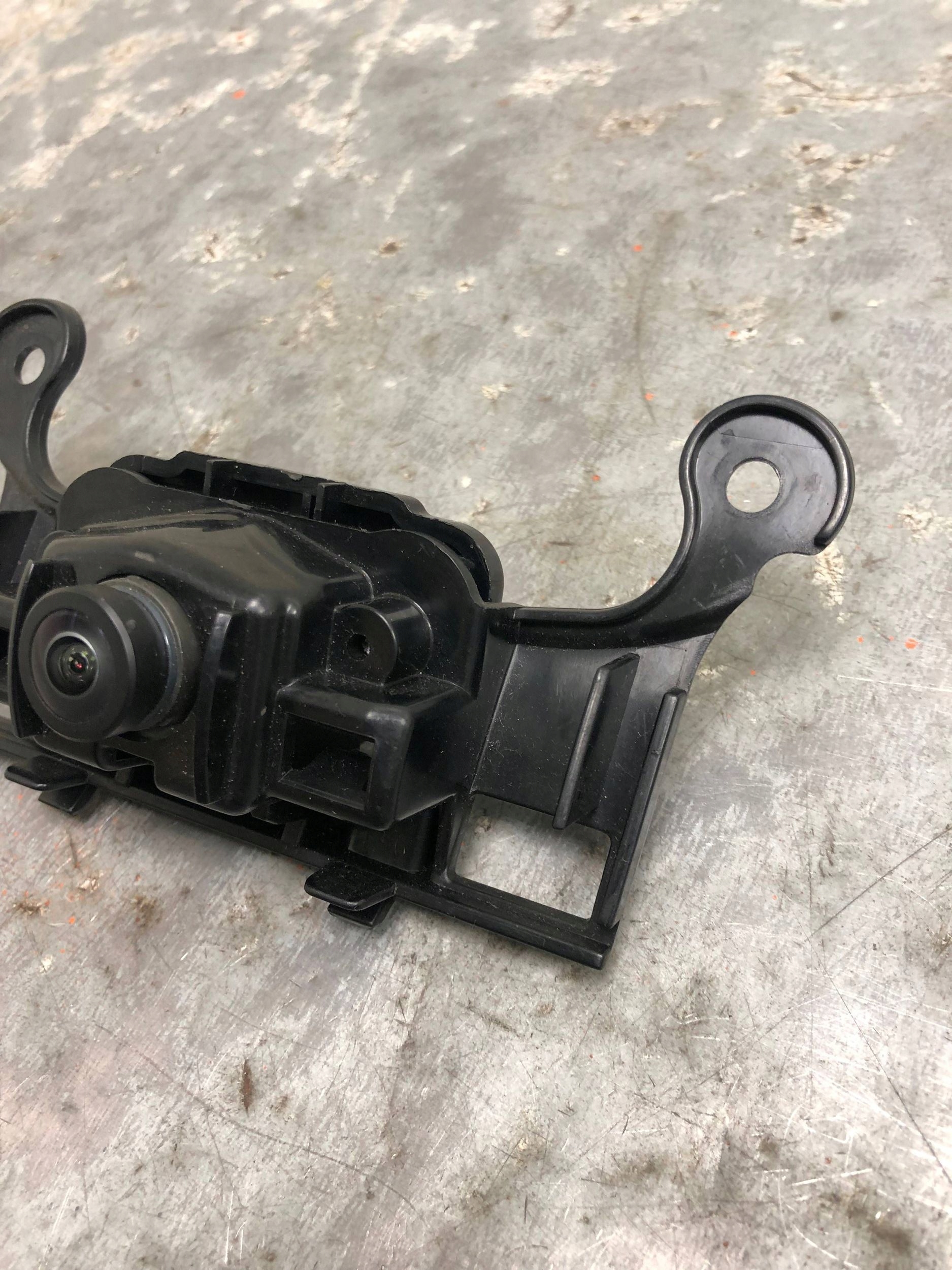 KAMERA of a bumper front front AUDI Q5 5Q0980546A 80A853231