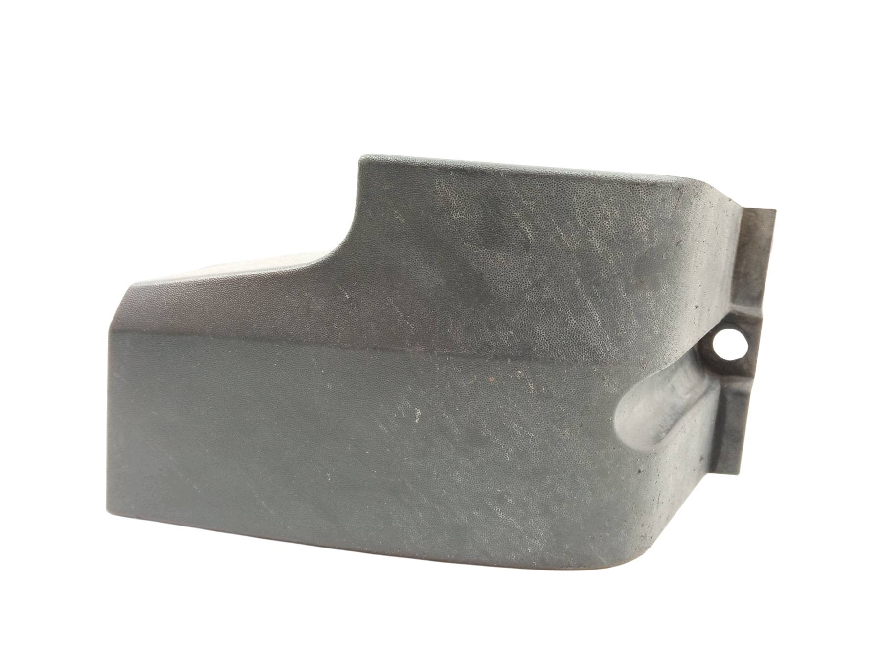 cover of the threshold left spoiler pipe end 768512896R Dacia Duster II (2017-2024)