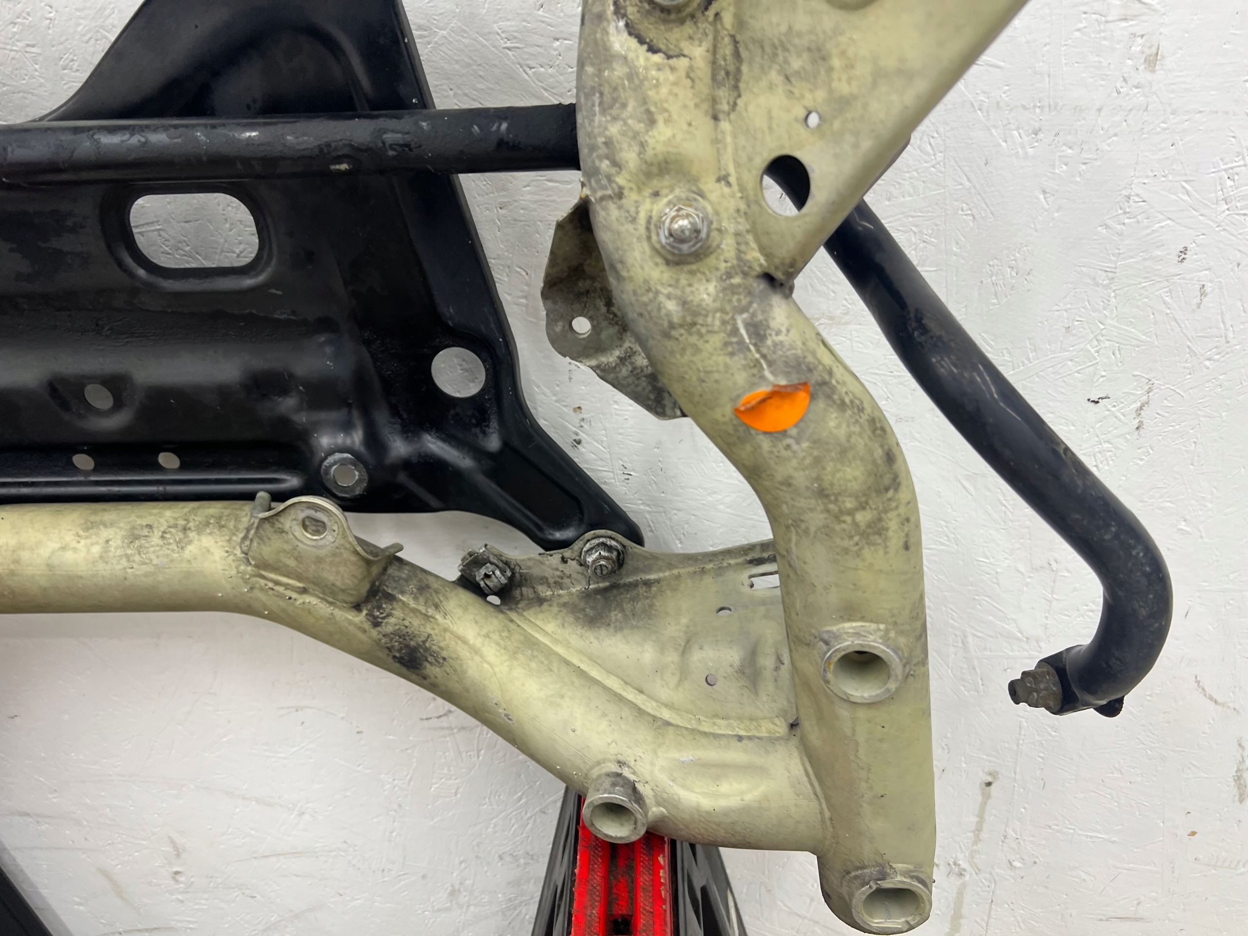 MERCEDES W212 E KLASA 2.2CDI axle beam axle beam subframe front