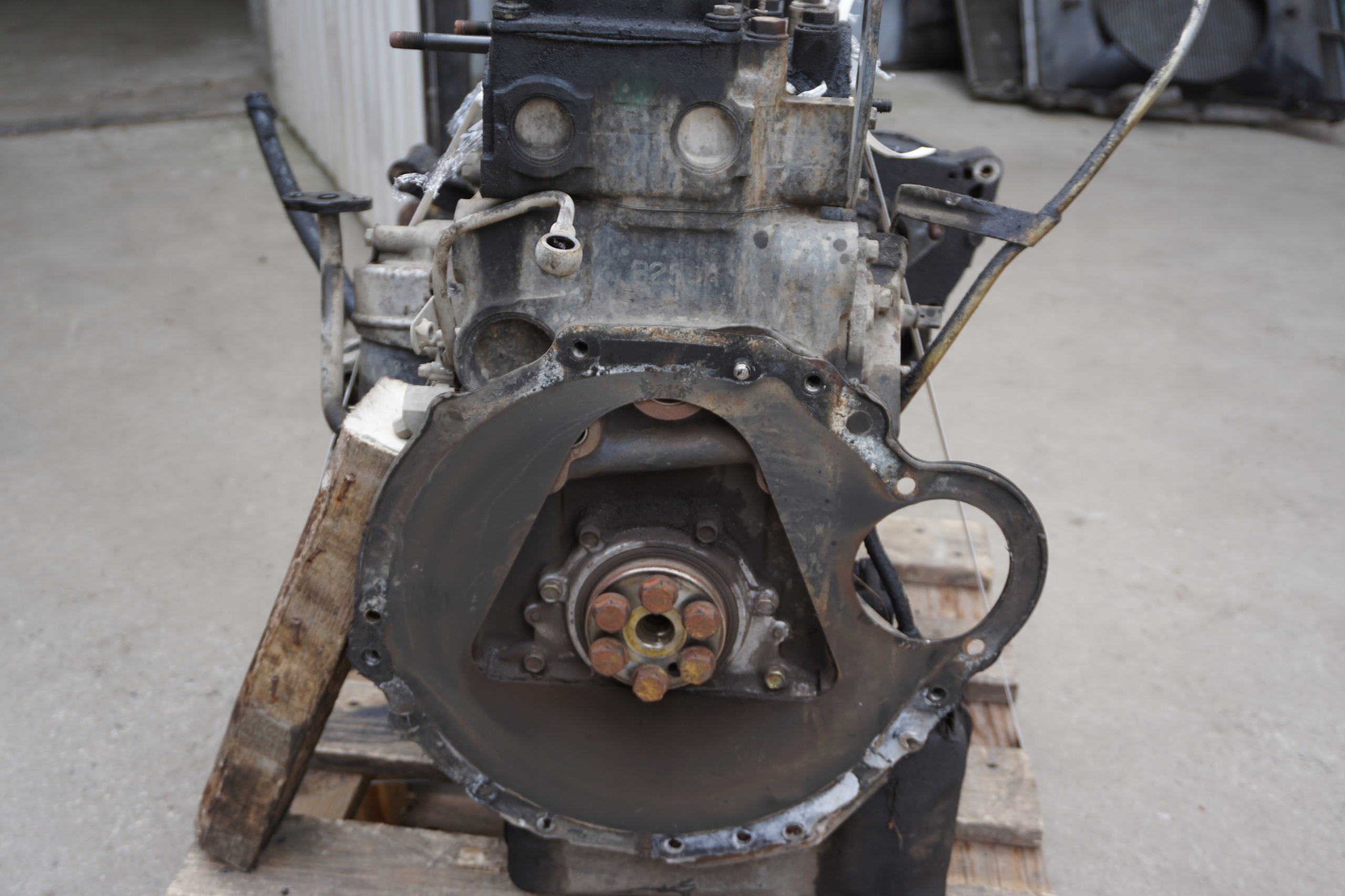 nissan TERRANO II Двигатель 2,7 tdi 125KM 2002r 32-BAR проверенный