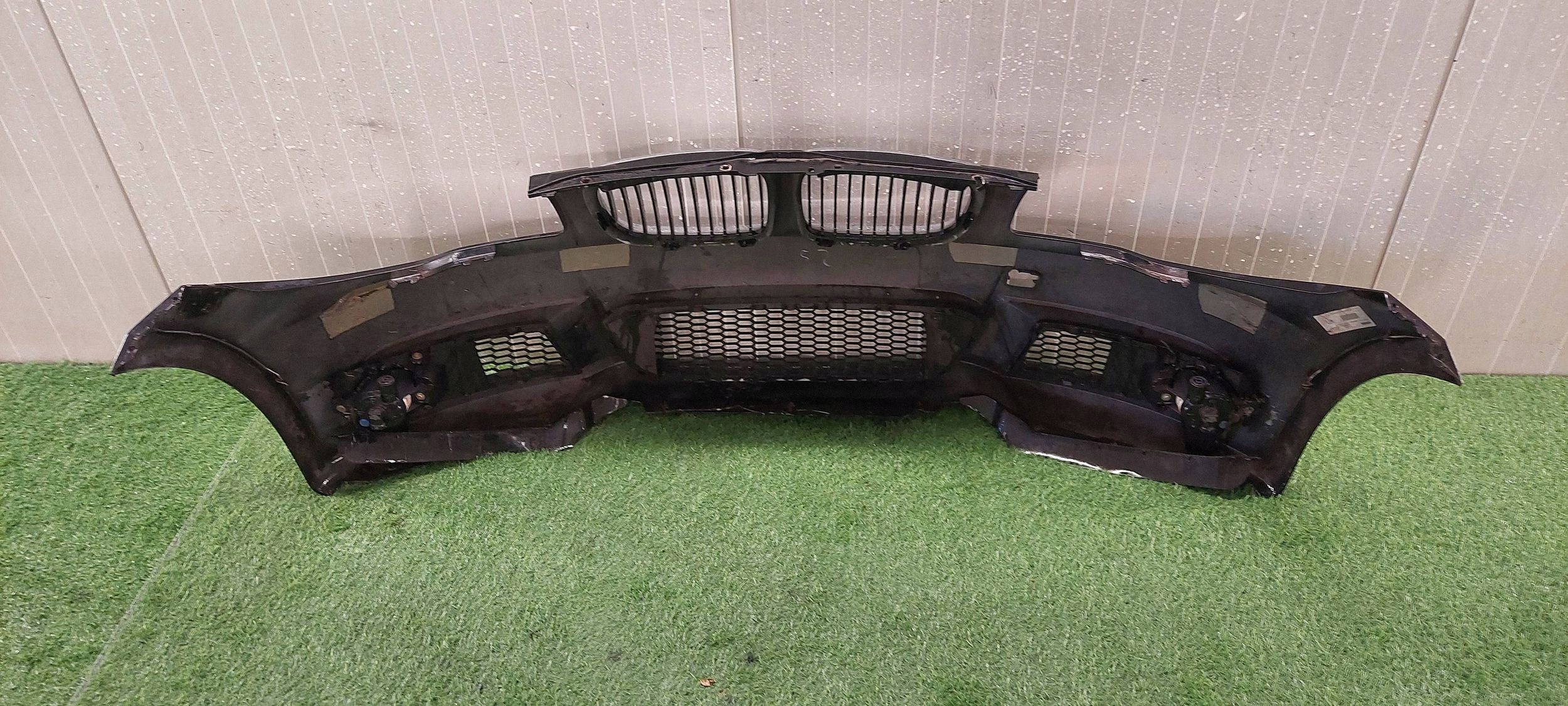 bumper front complete BMW 1 E82 E88 m-packet LAK: 475 BLACK SAPHIRE