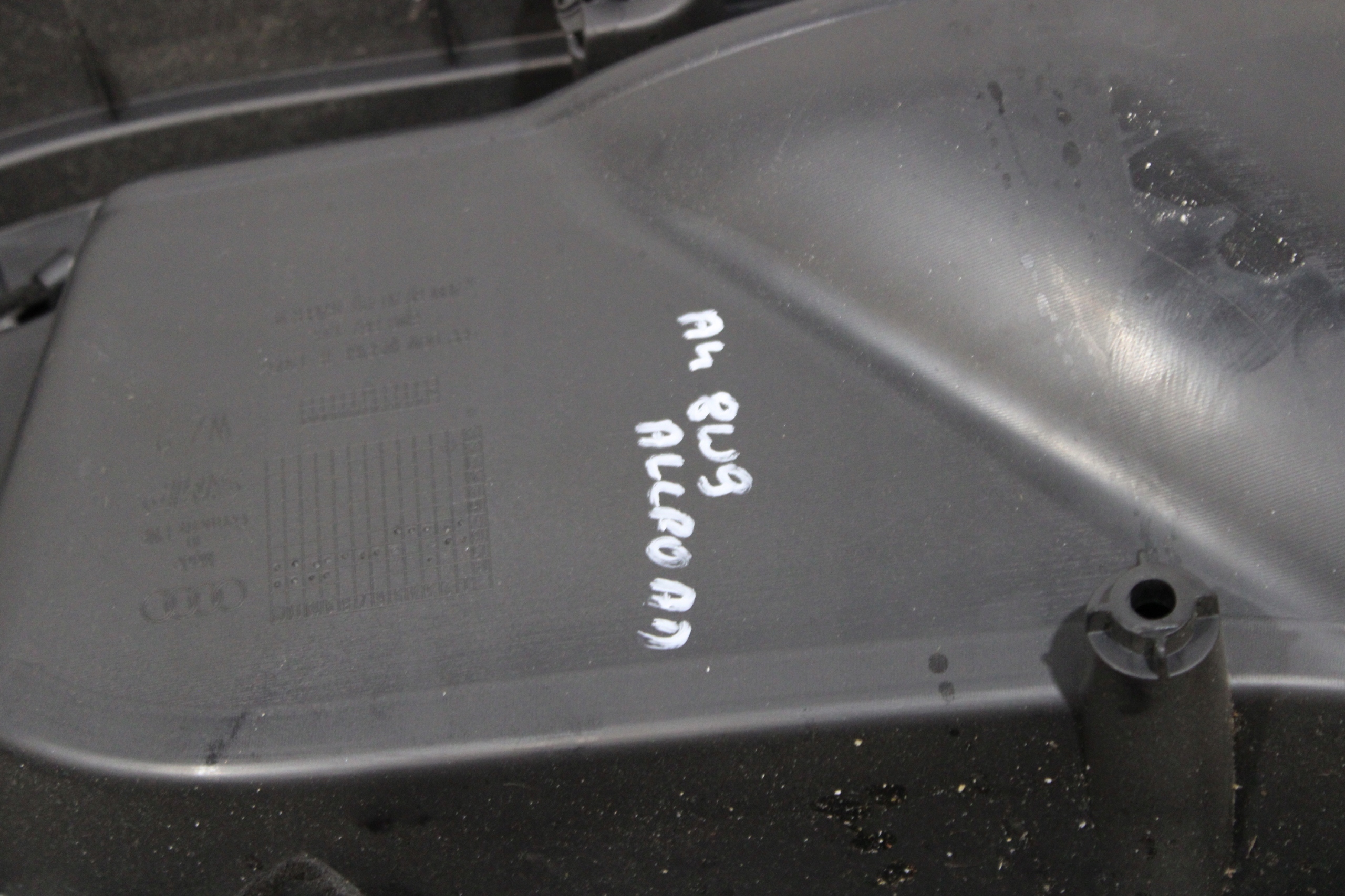 upholstery side door left front AUDI A4 B9 8W0 8W9