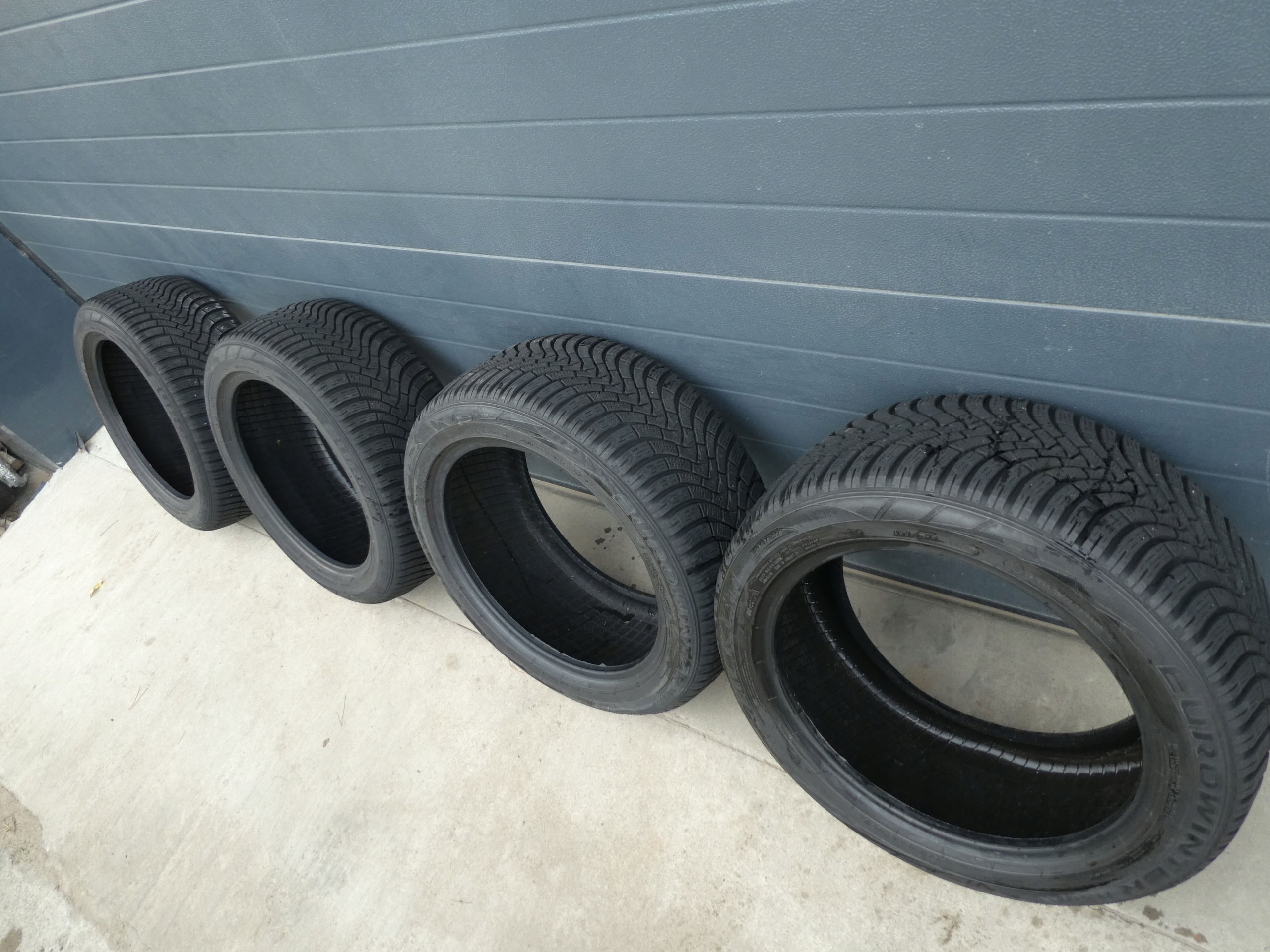 4X tyres FALKEN EUROWINTER HS01 255/45/18 2018R