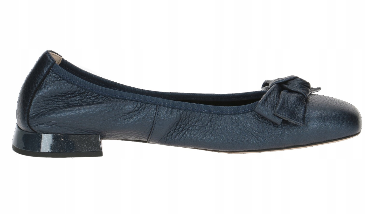 Tmavě modré dámské kožené baleríny s mašličkou z Caprice 9-22105-42 r40