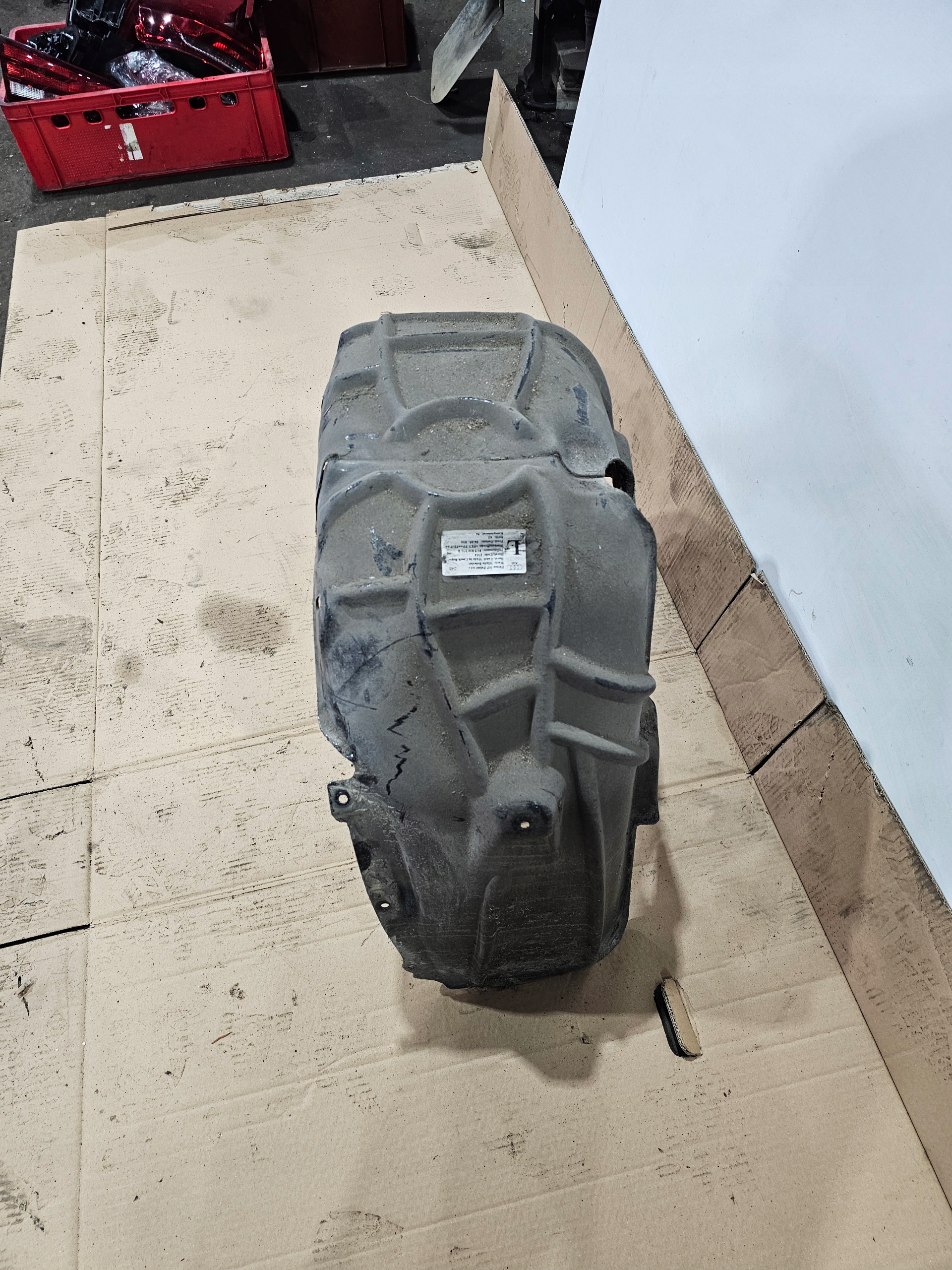 mudguard left rear part AUDI A3 8V 8V5810171B sedan original