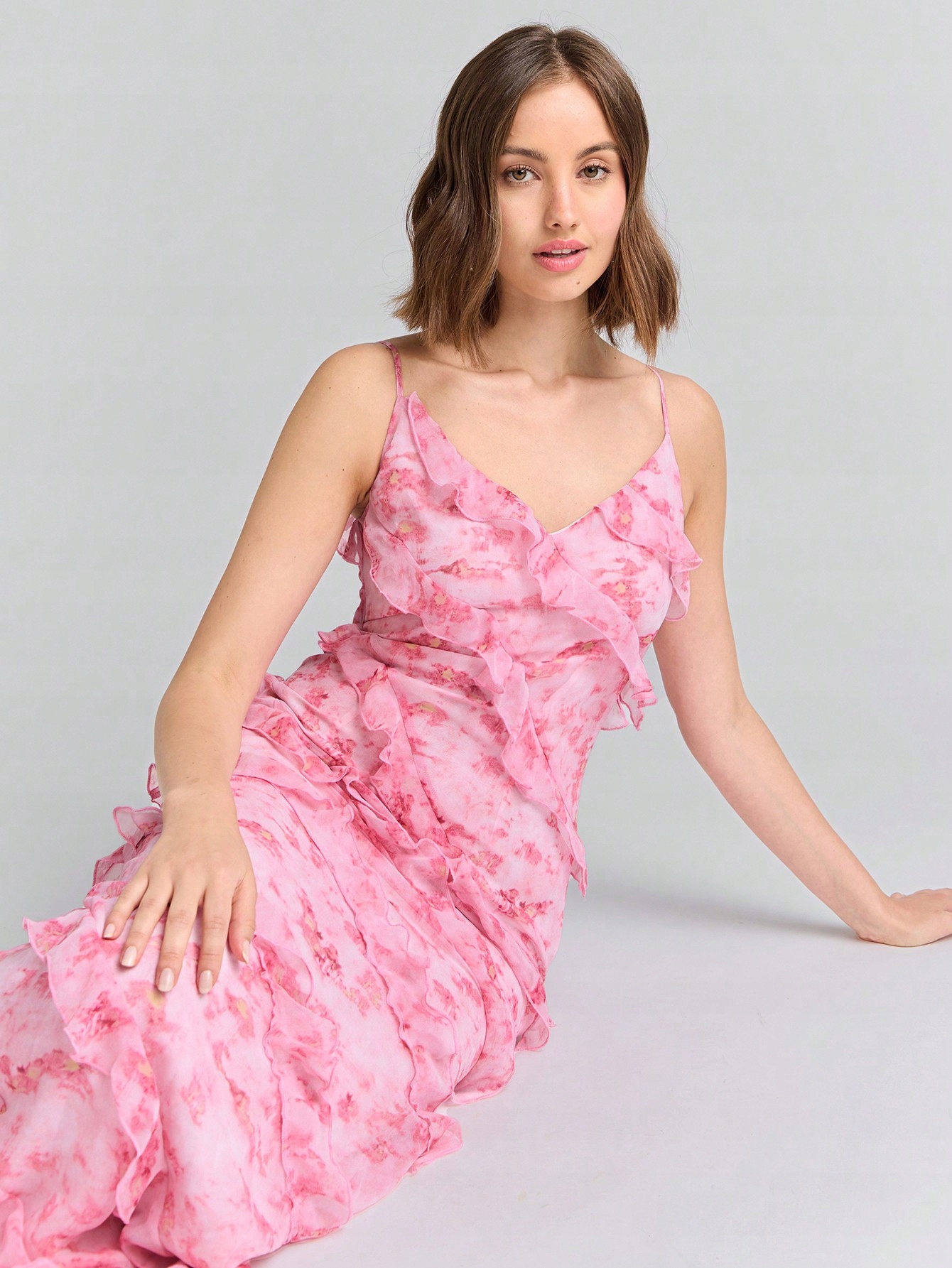 Maxi Šaty Shein s květinovým vzorem a ramínky, velikost 40