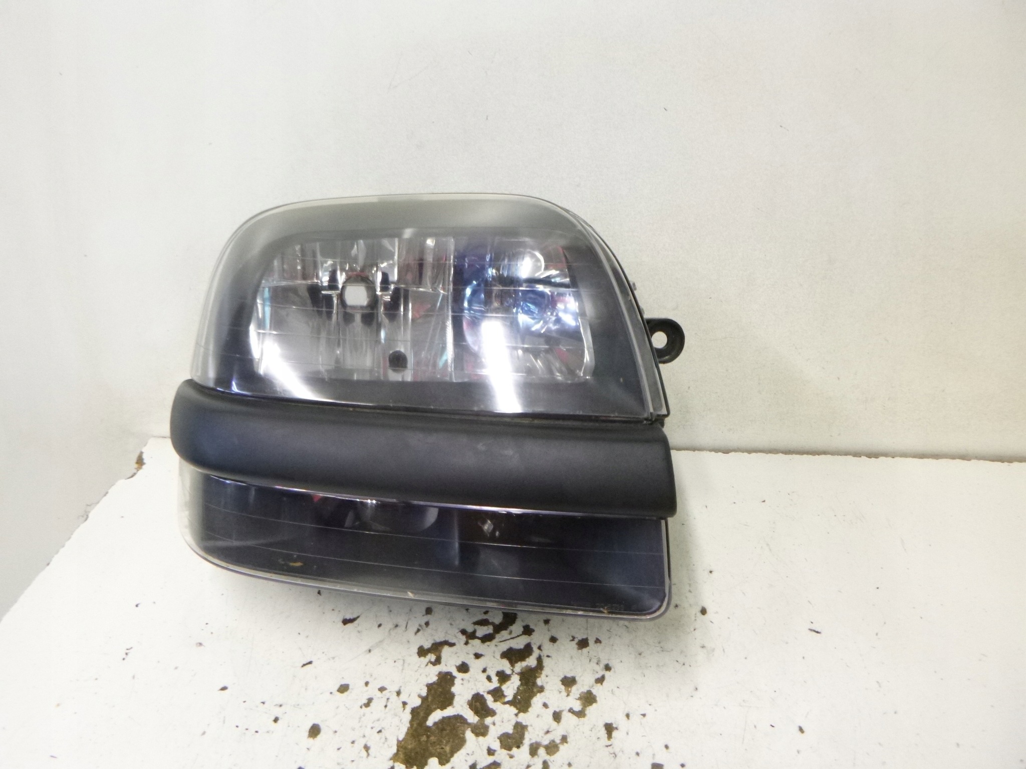 light reflektor front right FIAT DOBLO and 2001-2005 TYC 20-B233 right