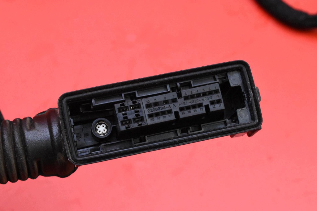 bundle wiring door left front 32143930-AC VOLVO V60 2 II LIFT 23