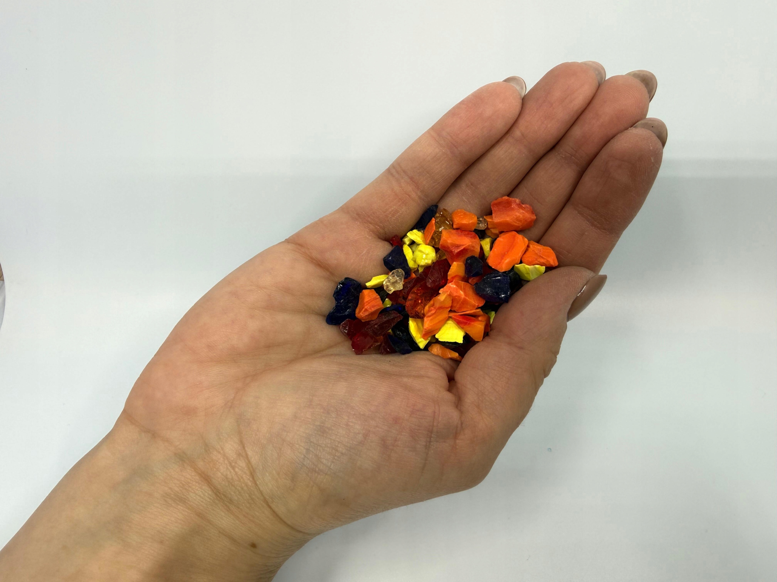 Dekoratívna sklenená krupica Garden Grit mix farieb (67) 10 kg