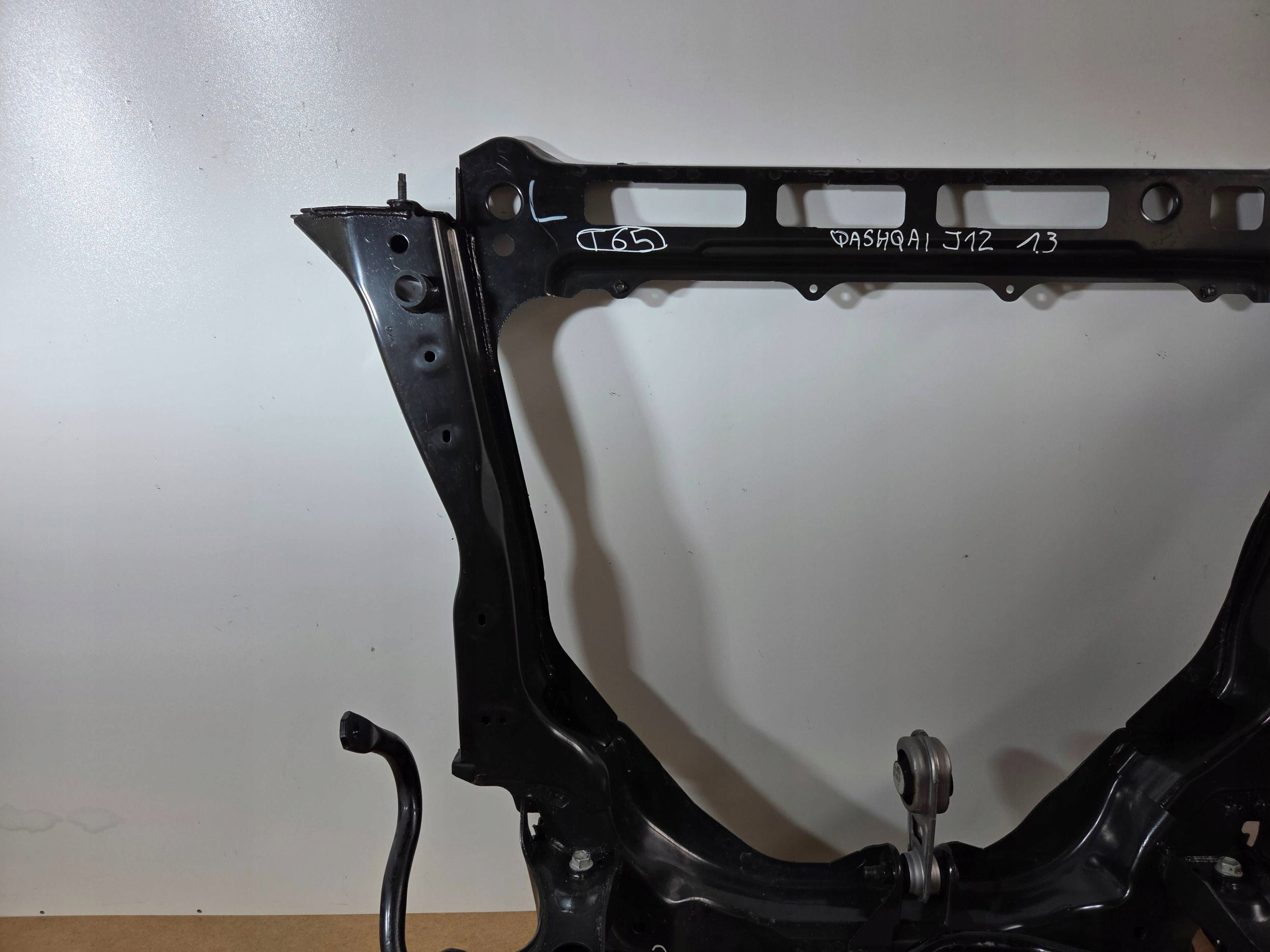 Nissan Qashqai J12 axle beam front (T65)