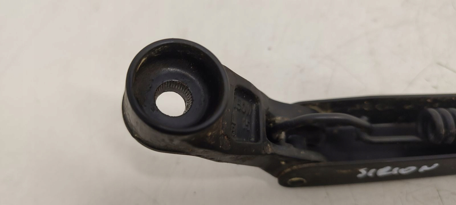wiper arm right Daihatsu Sirion II 1,0