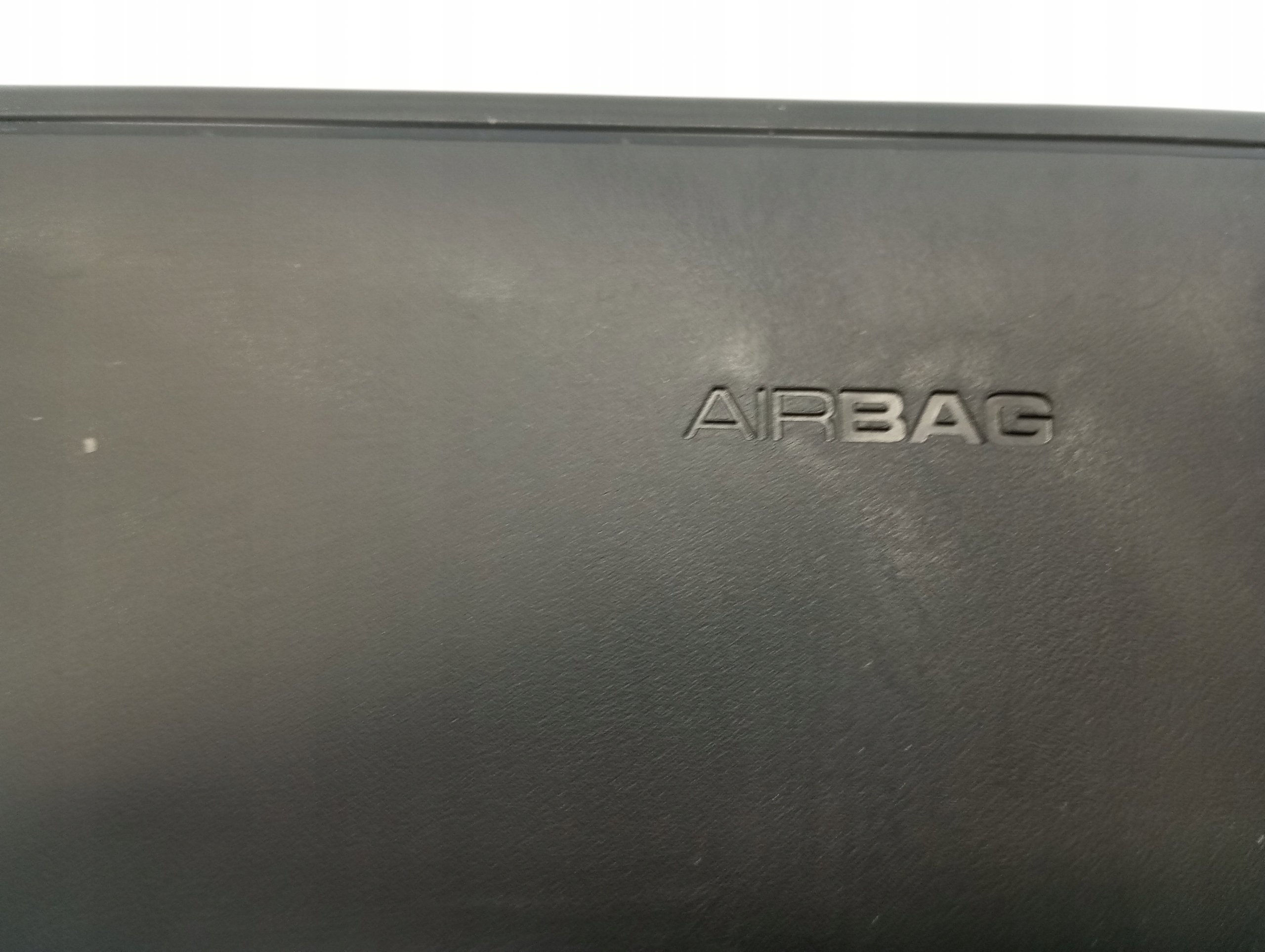knee airbag SKODA KAROQ 57B880841F