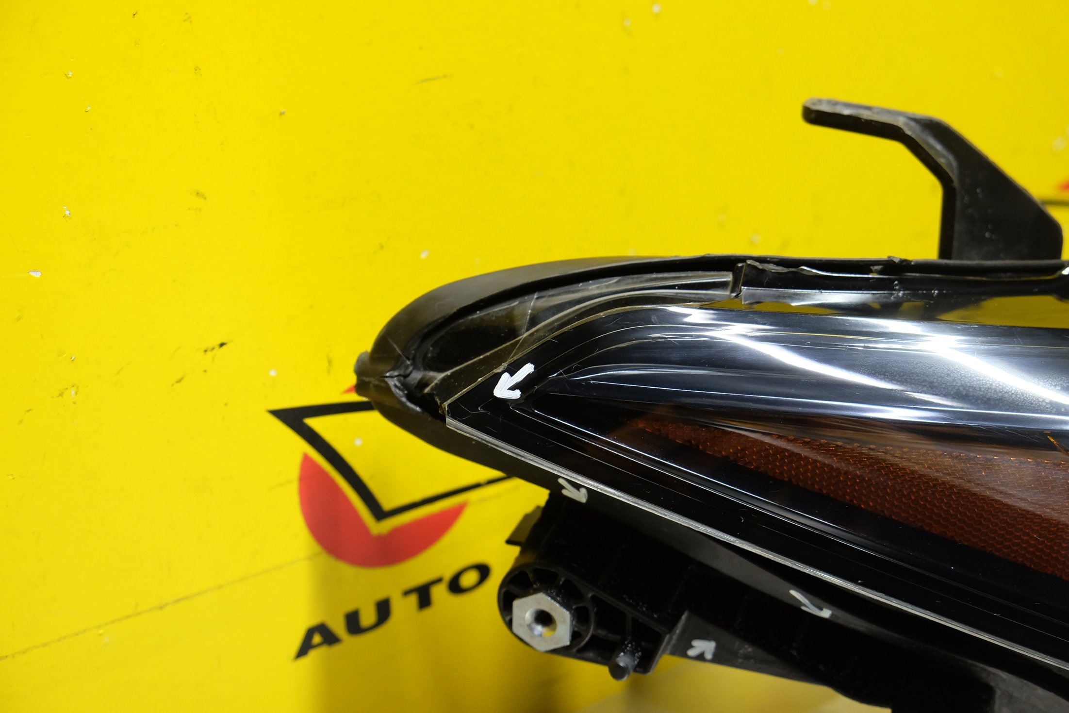 TOYOTA AVALON 2019 LIMITED REFLEKTOR LAMPA LED USA Wersja Amerykańska