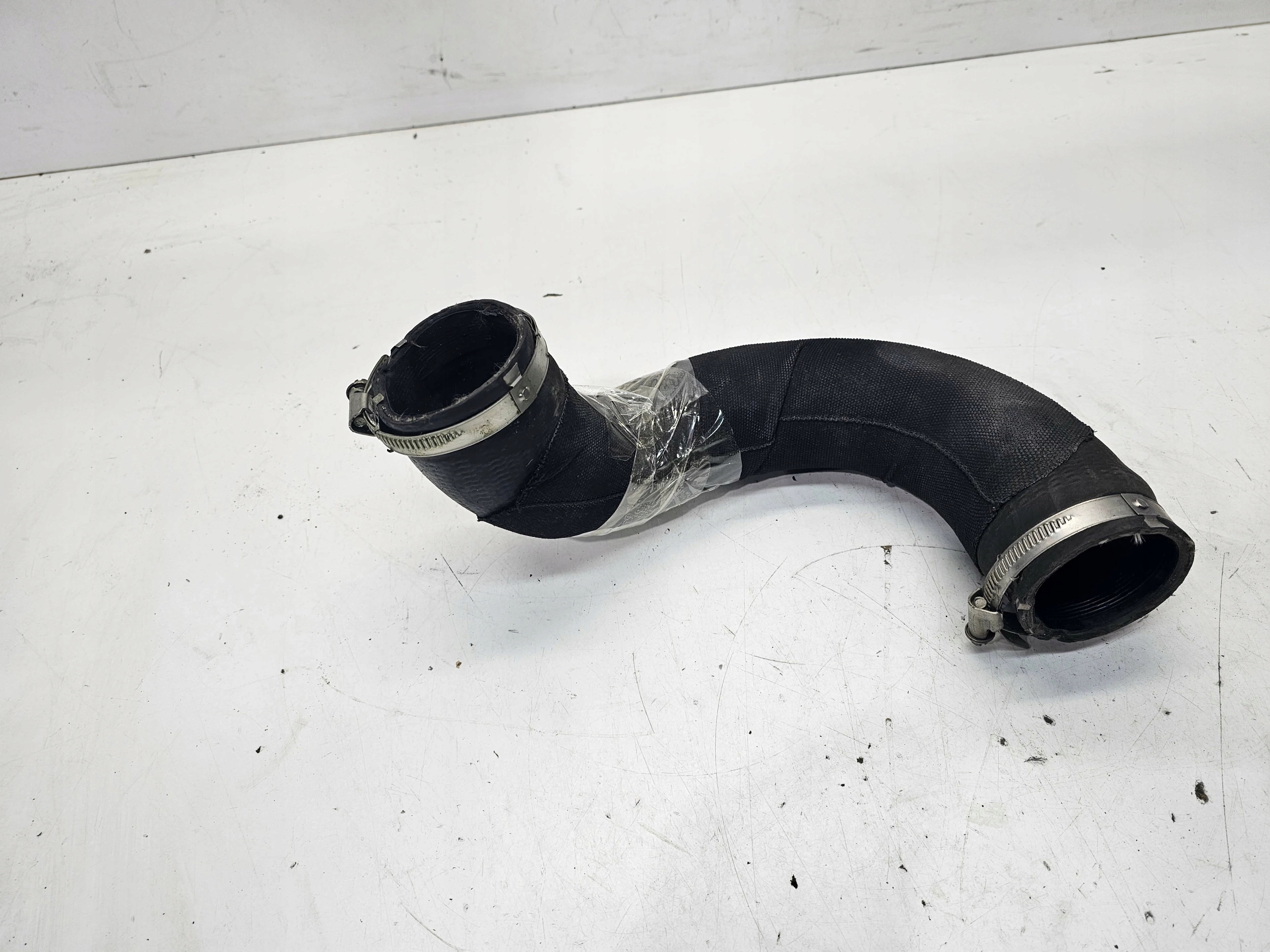 rohr intercooler AUDI Q5 8R LIFT 3.0 TDI 8R0145979A