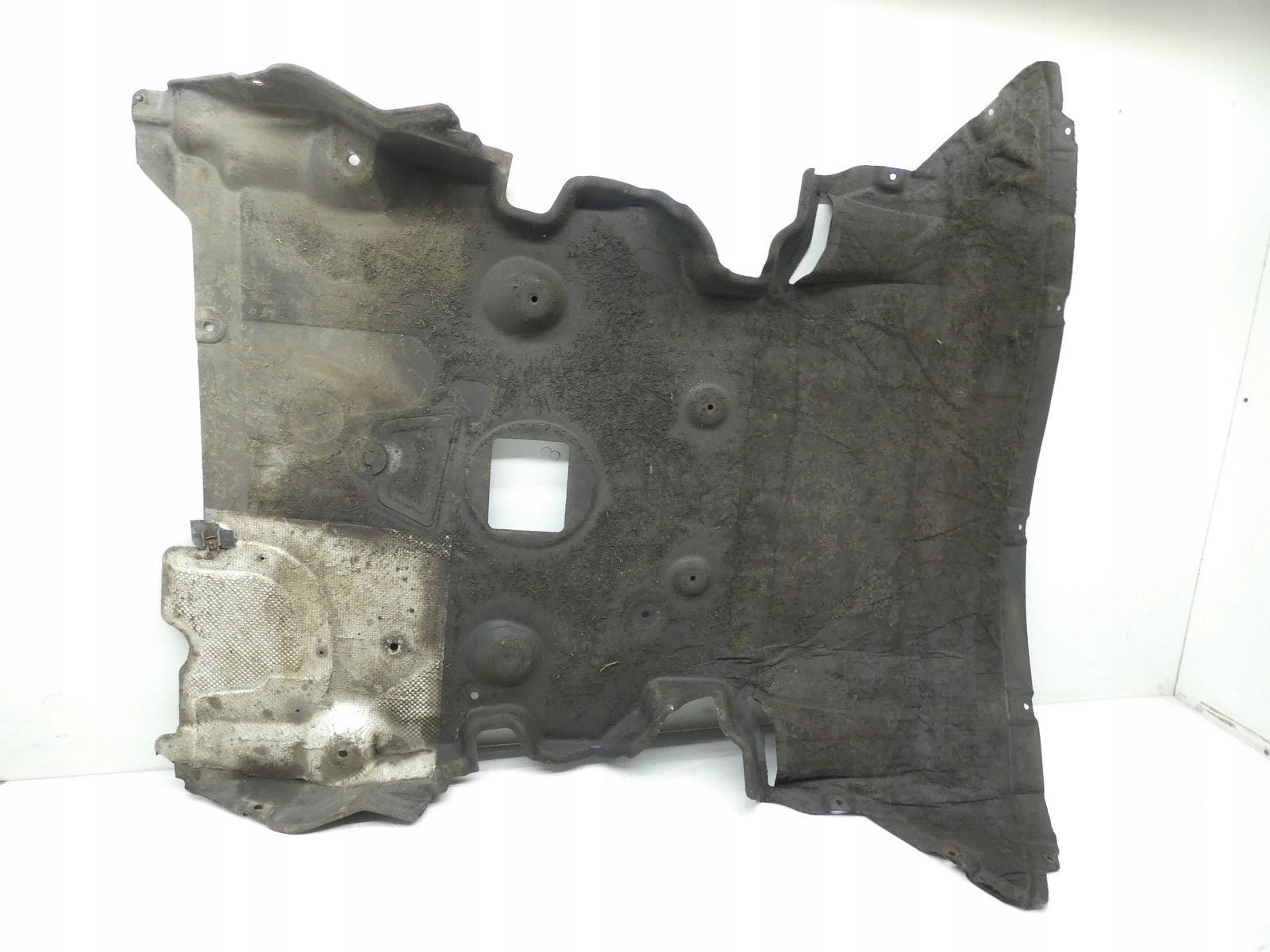Blende Abdeckung abdeckung unter Motor MATERIALOWA BMW X1 E84 2.0D