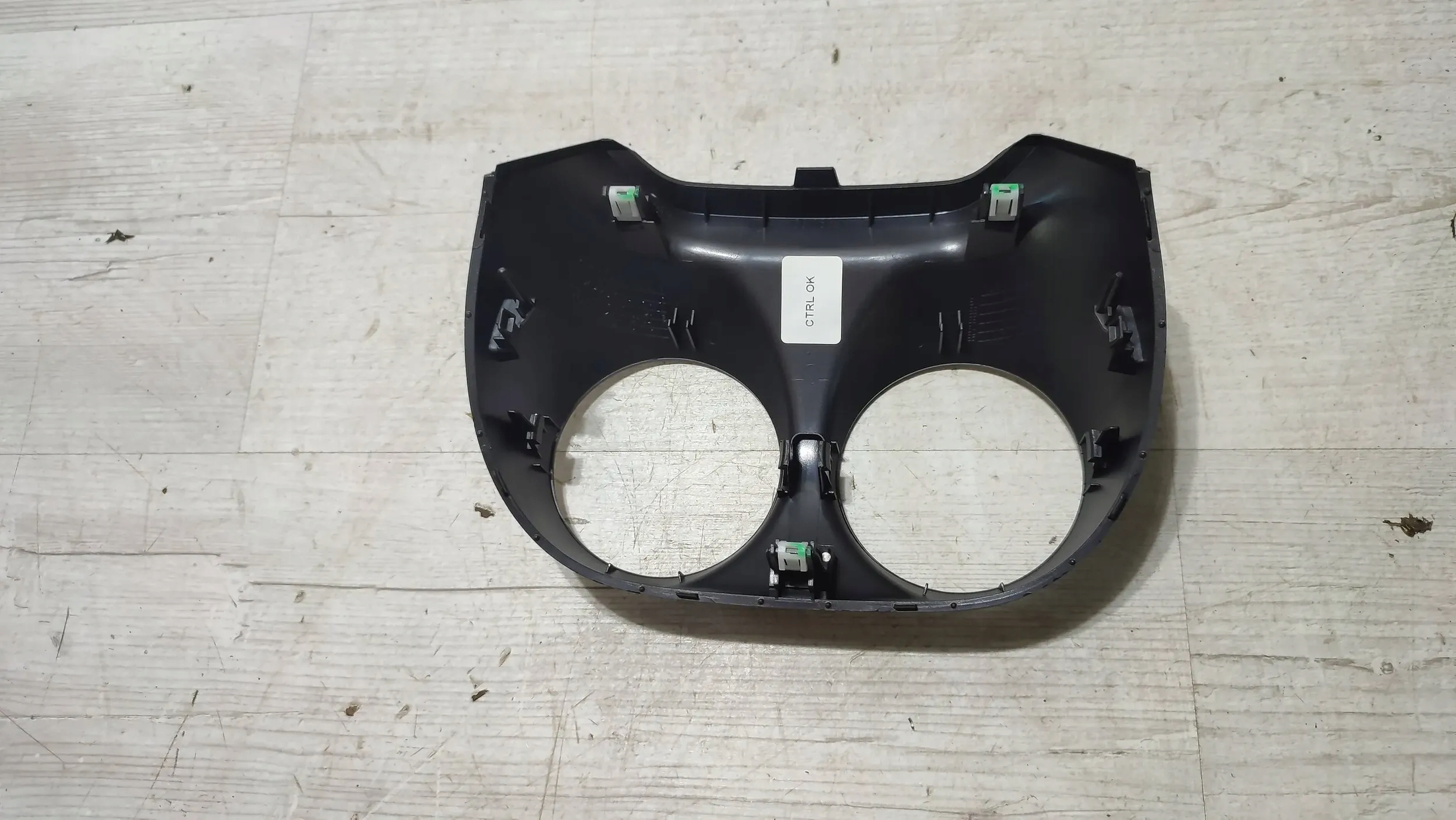 Alfa Romeo Stelvio 2.0T 21r. bracket for kubek