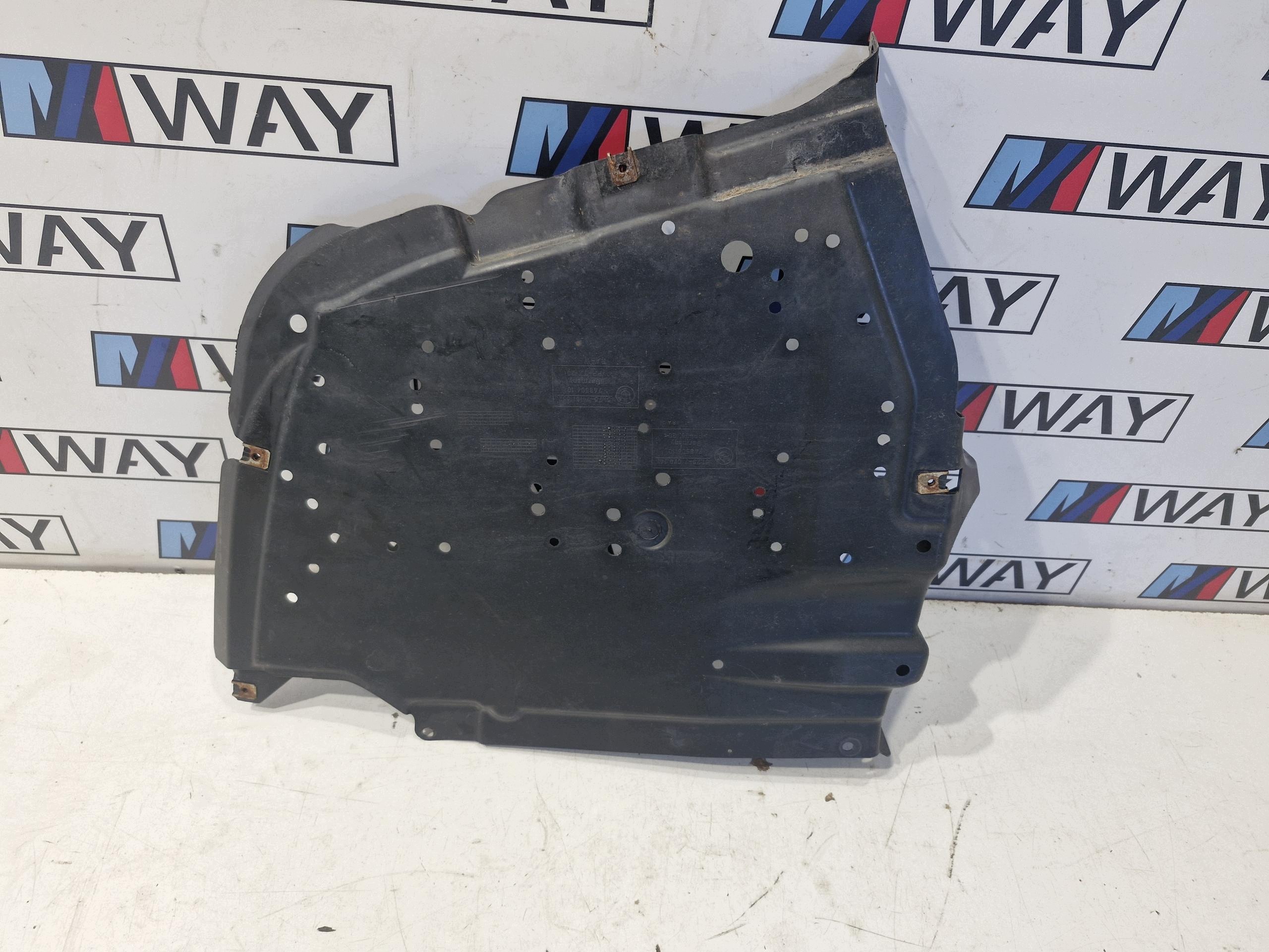 7181652 BMW E90 E91 blende abdeckung abdeckung unterfahrschutz untere
