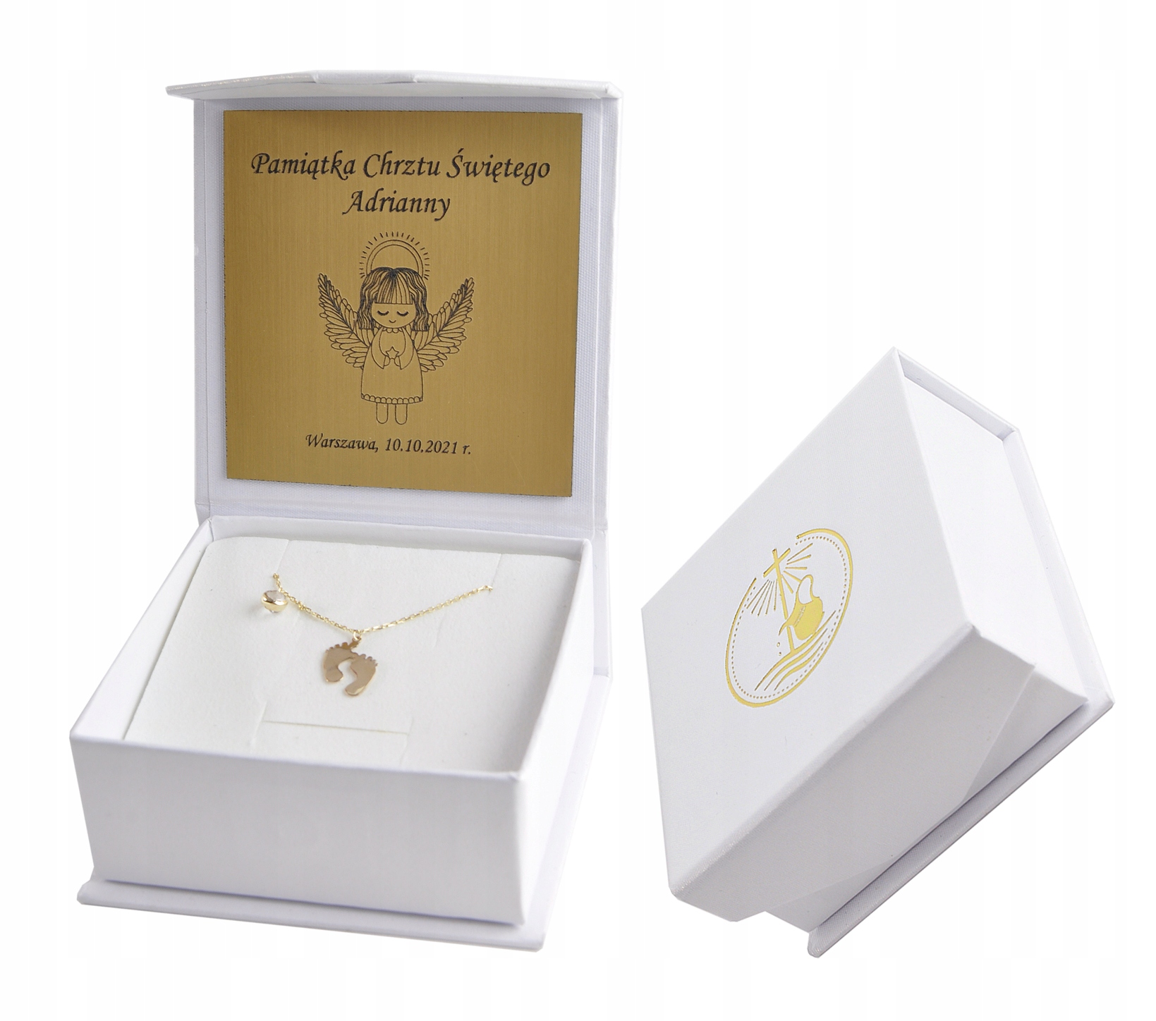 

Białe Pudełko Z Grawerem W Środku Chrzest Święty