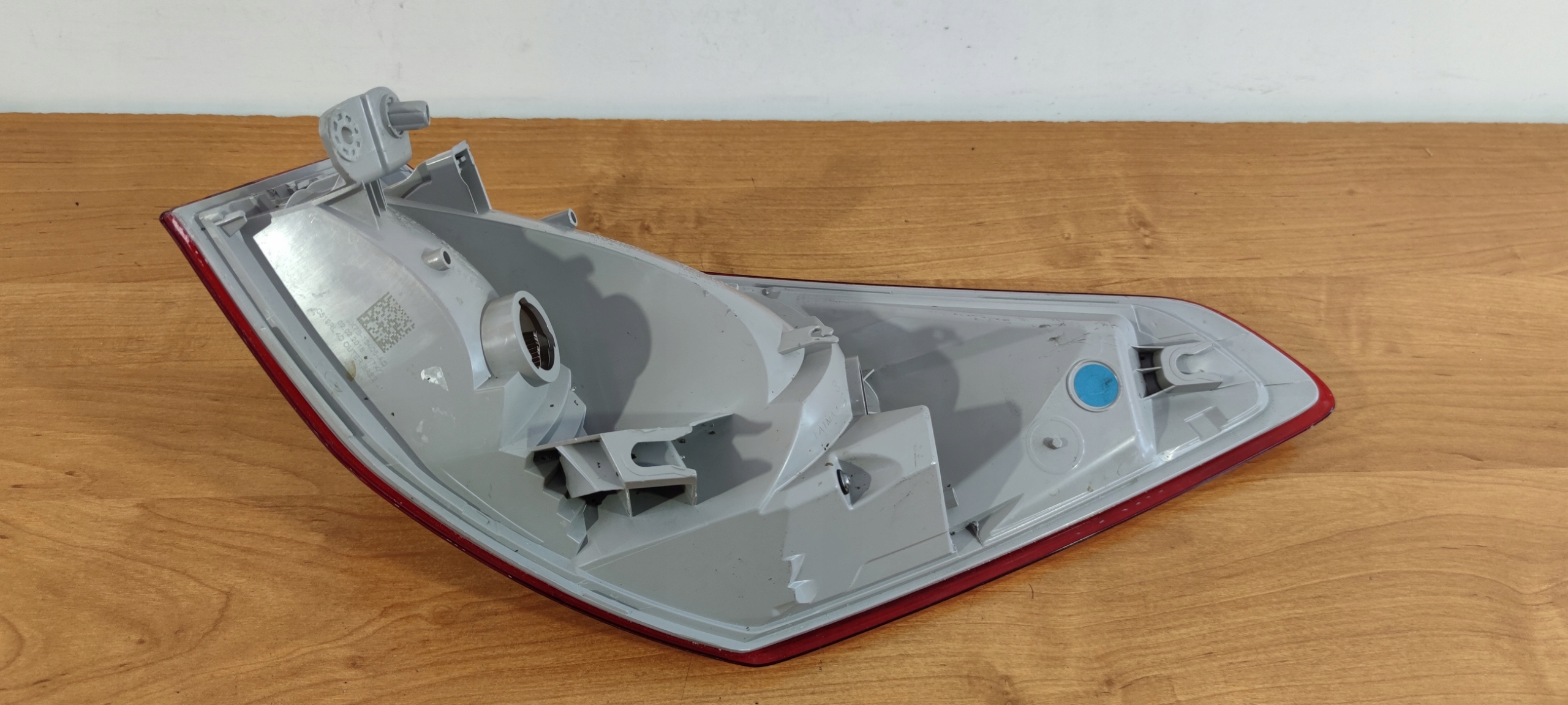 FORD FOCUS MK4 SED sedan 4D left light rear part rear