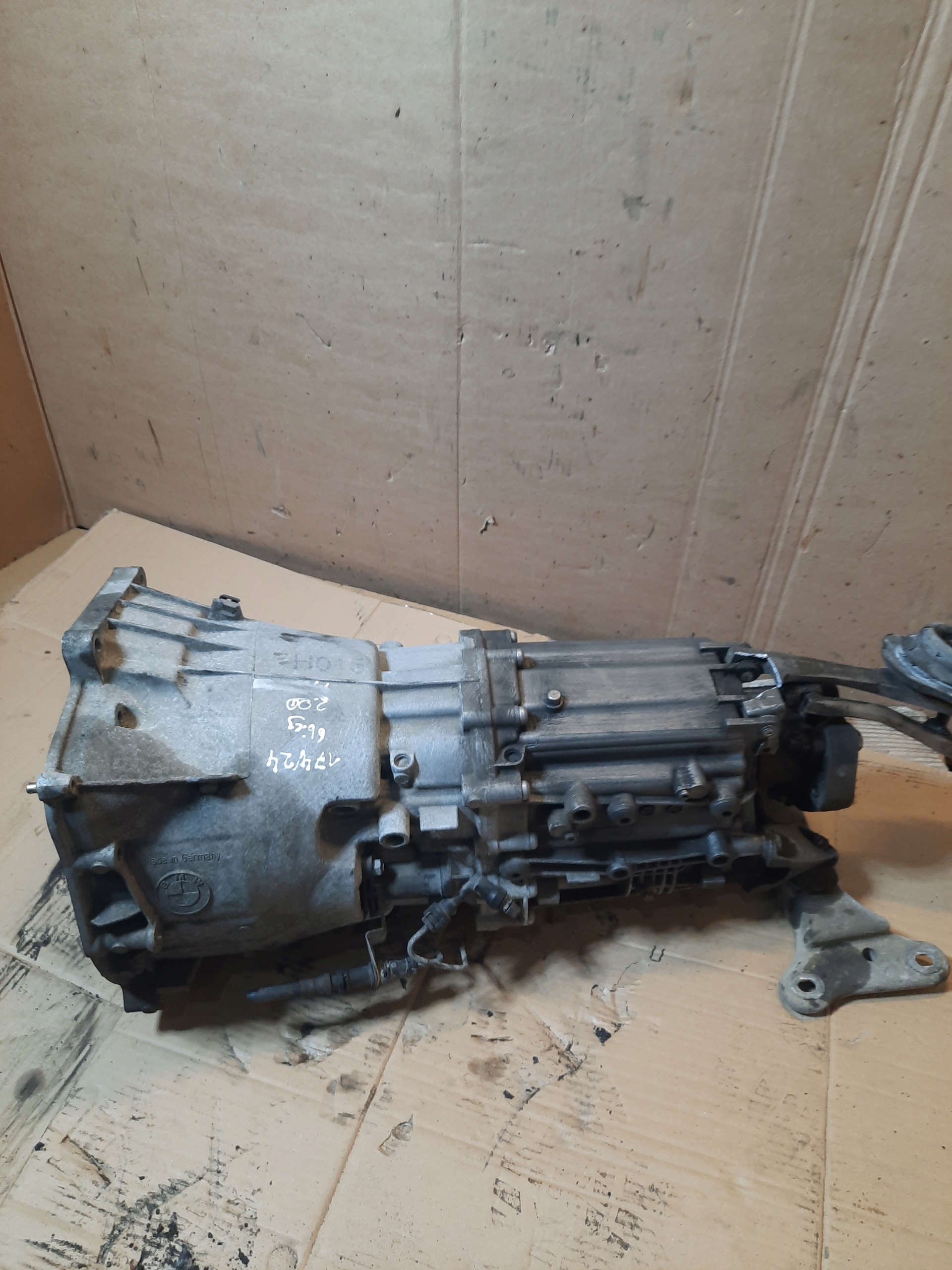 Getriebe BMW E90 320D OE 1069401058
