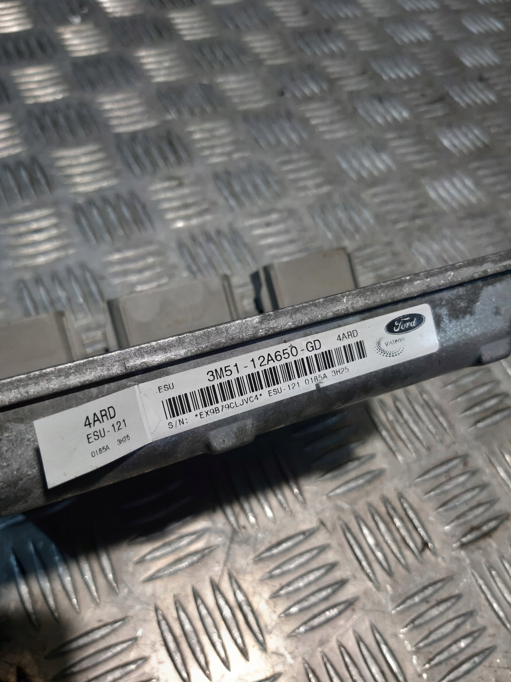 computer control unit of the engine FORD C-MAX 1.8B 2003r 3M51-12A650-GD