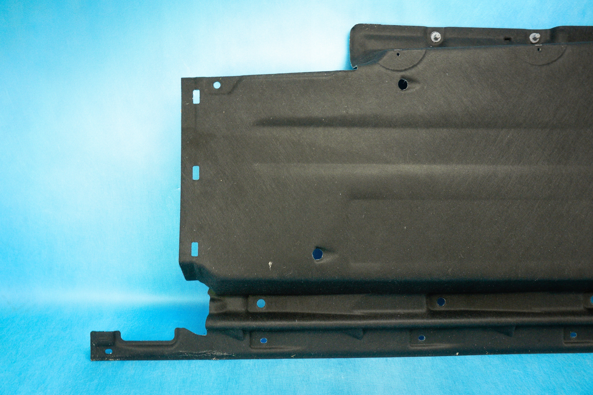 cover chassis right Audi Q5 SQ5 8R 8R0825208E