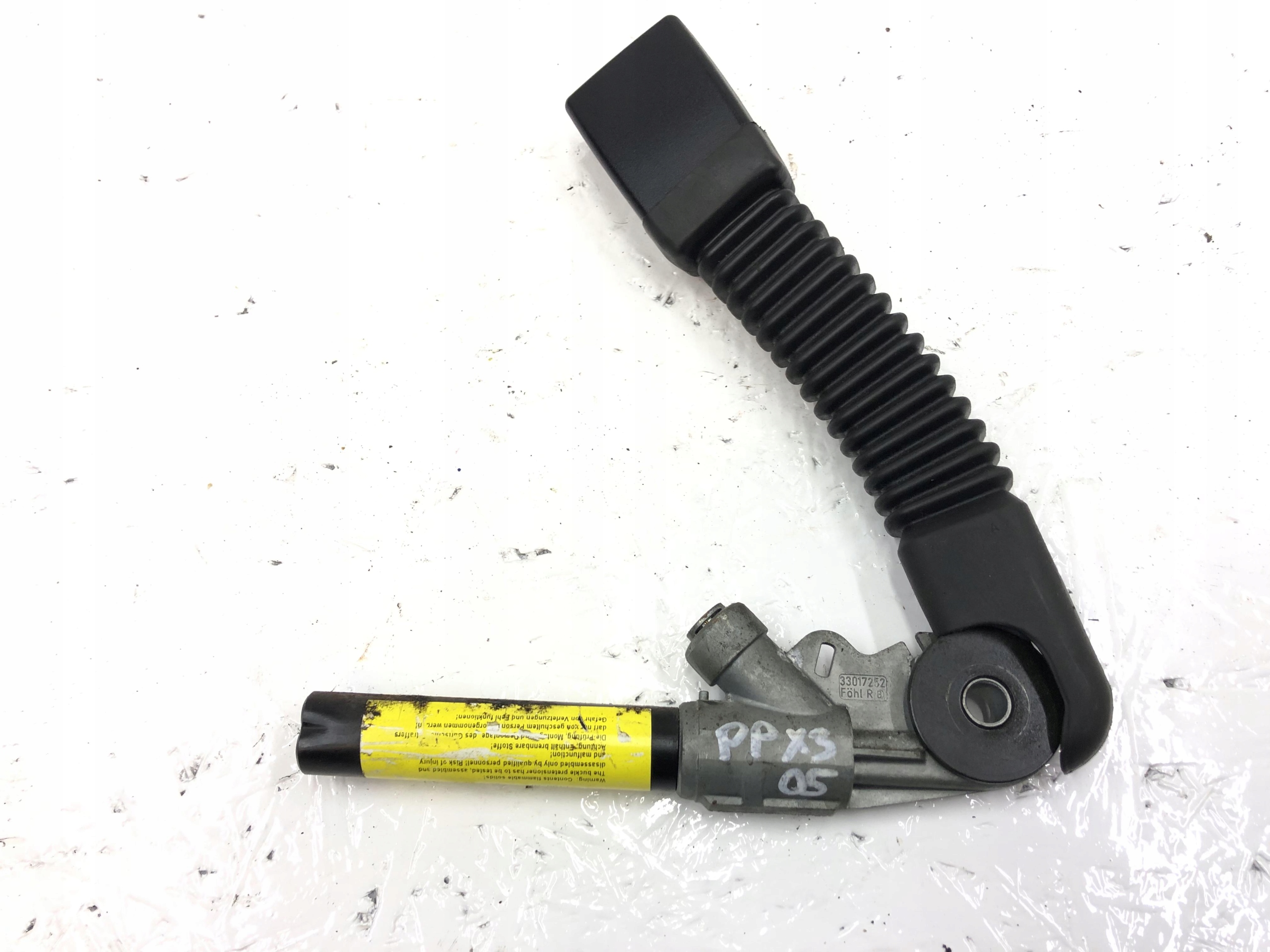 ремень безопасности передний BMW X3 E83