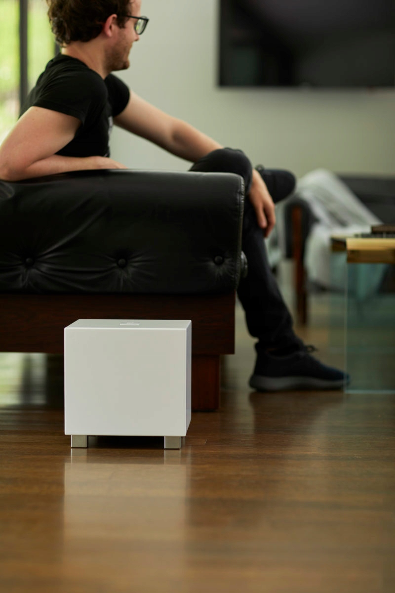 Subwoofer aktywny Rel Tzero MKIII 100 W biały Marka Rel