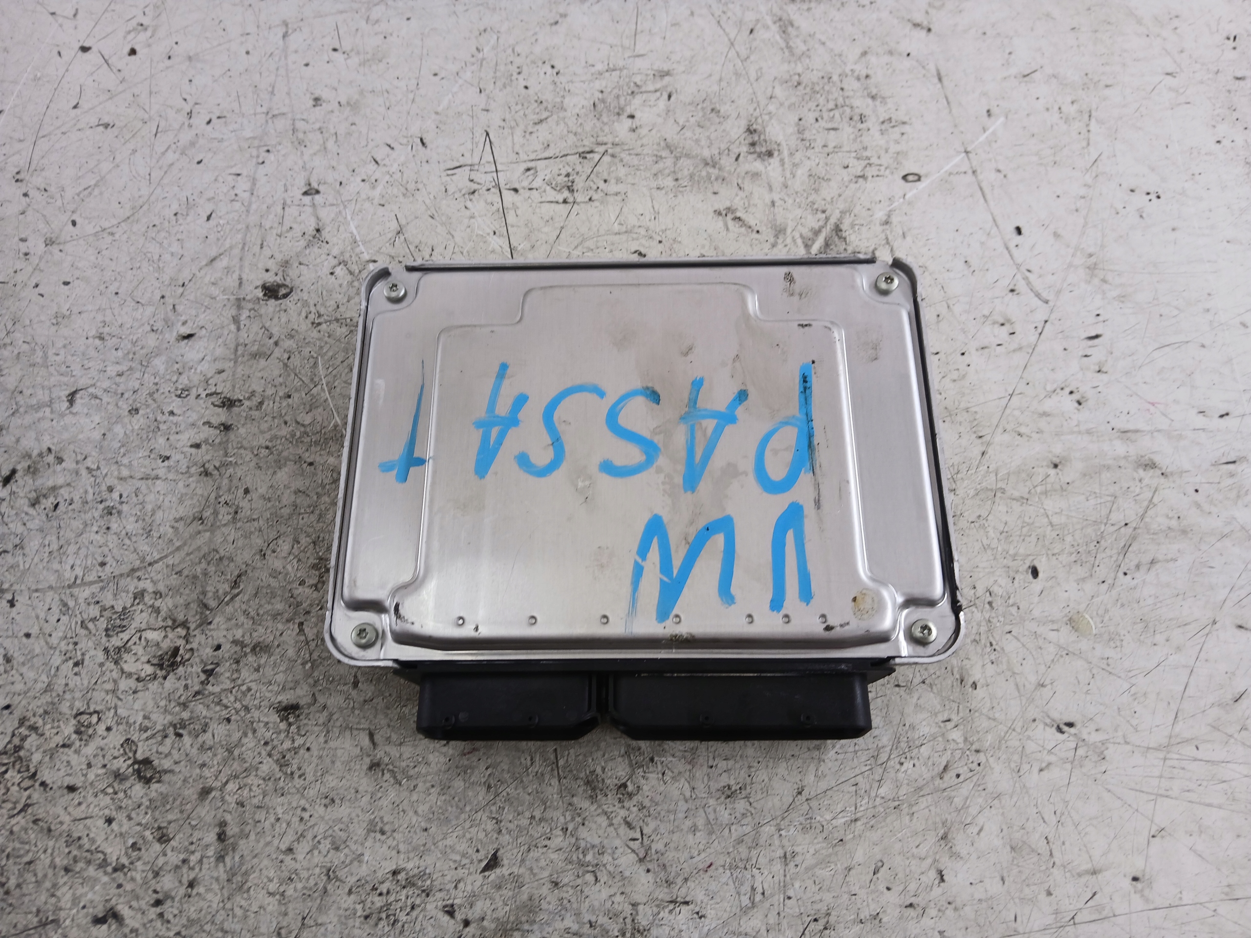 VW PASSAT B5 LIFT 1.9 TDI control unit of the engine 038906019EP