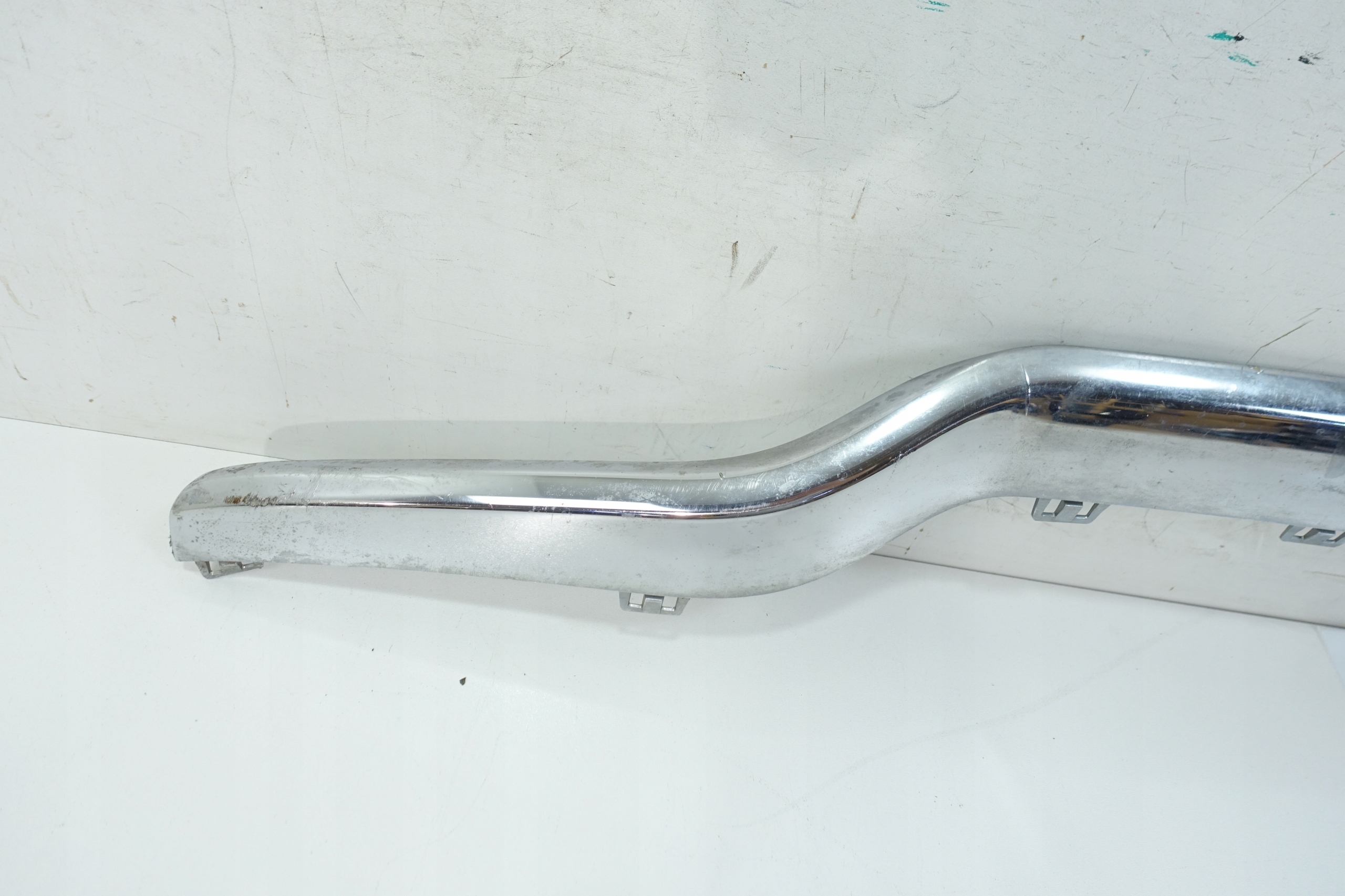 LISTWA CHROM ZDERZAKA TYŁ MERCEDES-BENZ ML W166 Strona zabudowy tył