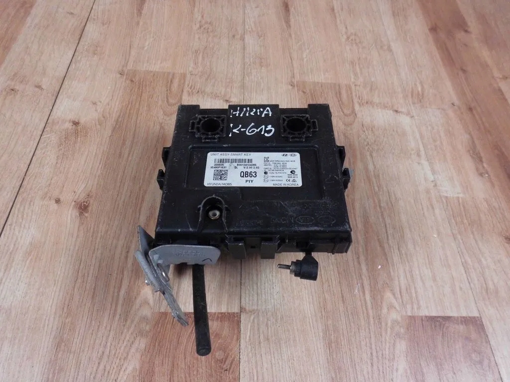 95480F1631 - KIA Sportage IV 2020 модуль без ключа