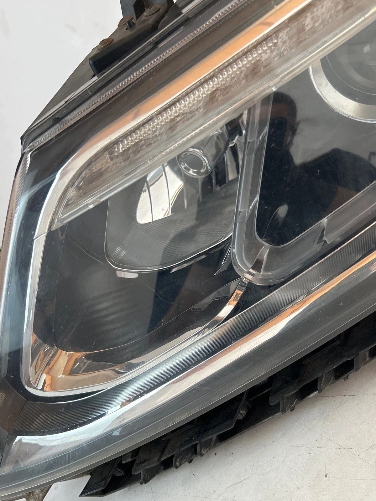 light front front left Kia Sorento II Lift led UK Anglik
