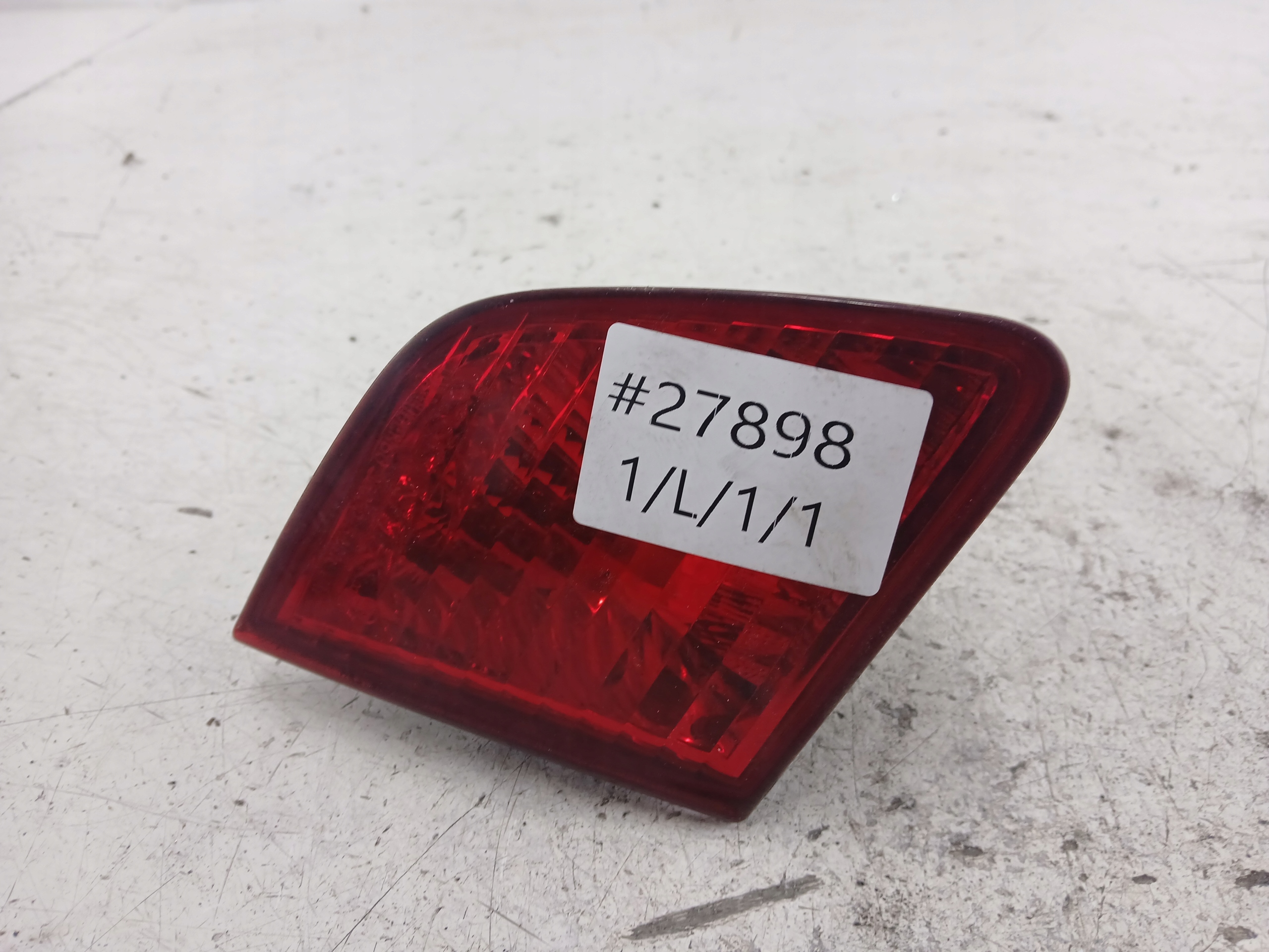 SUZUKI LIANA and light left rear part trunk door