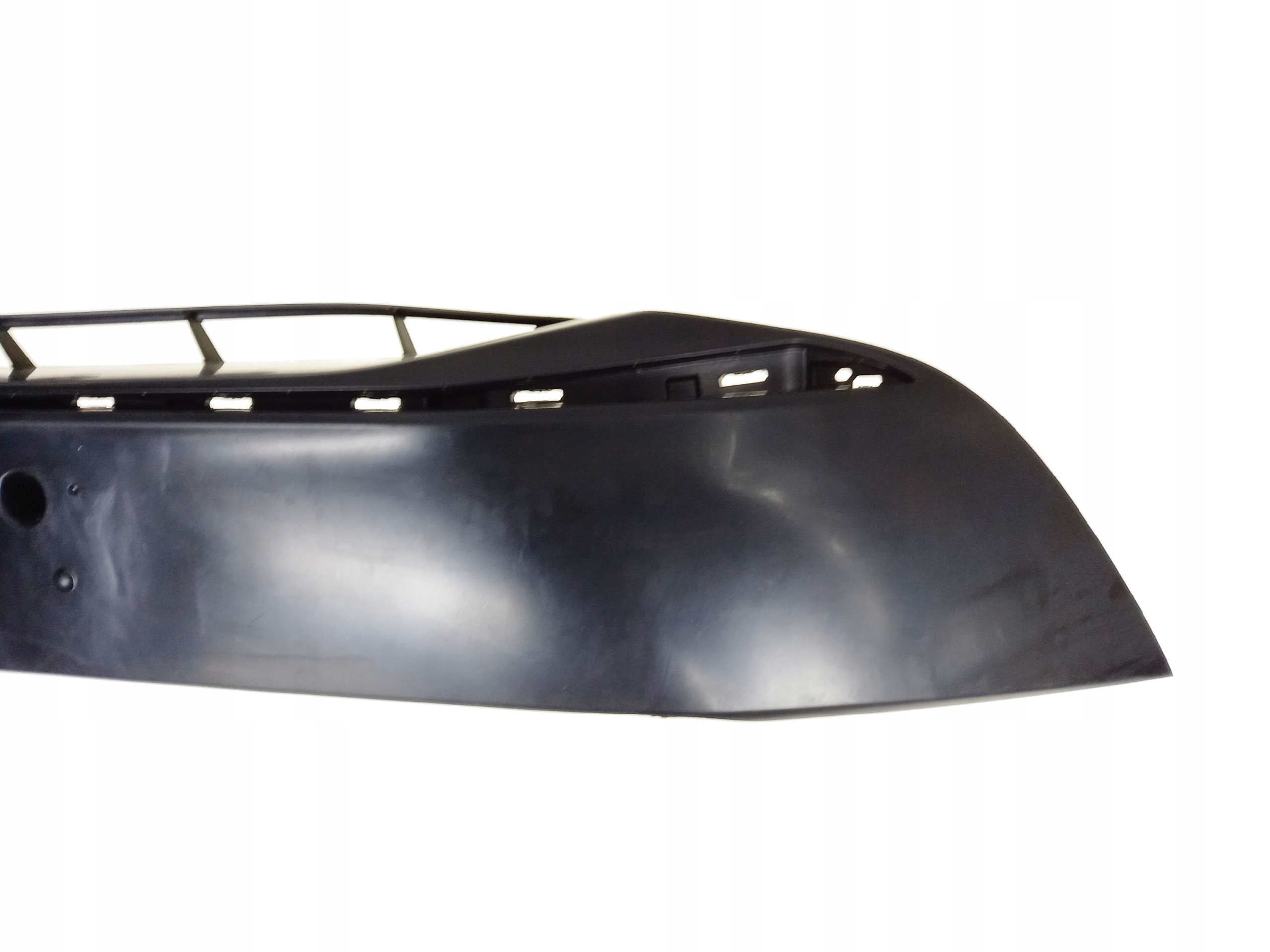 AVENSIS T27 15-18 NAKŁADKA LISTWA ZDERZAK PRZÓD Kolor czarny