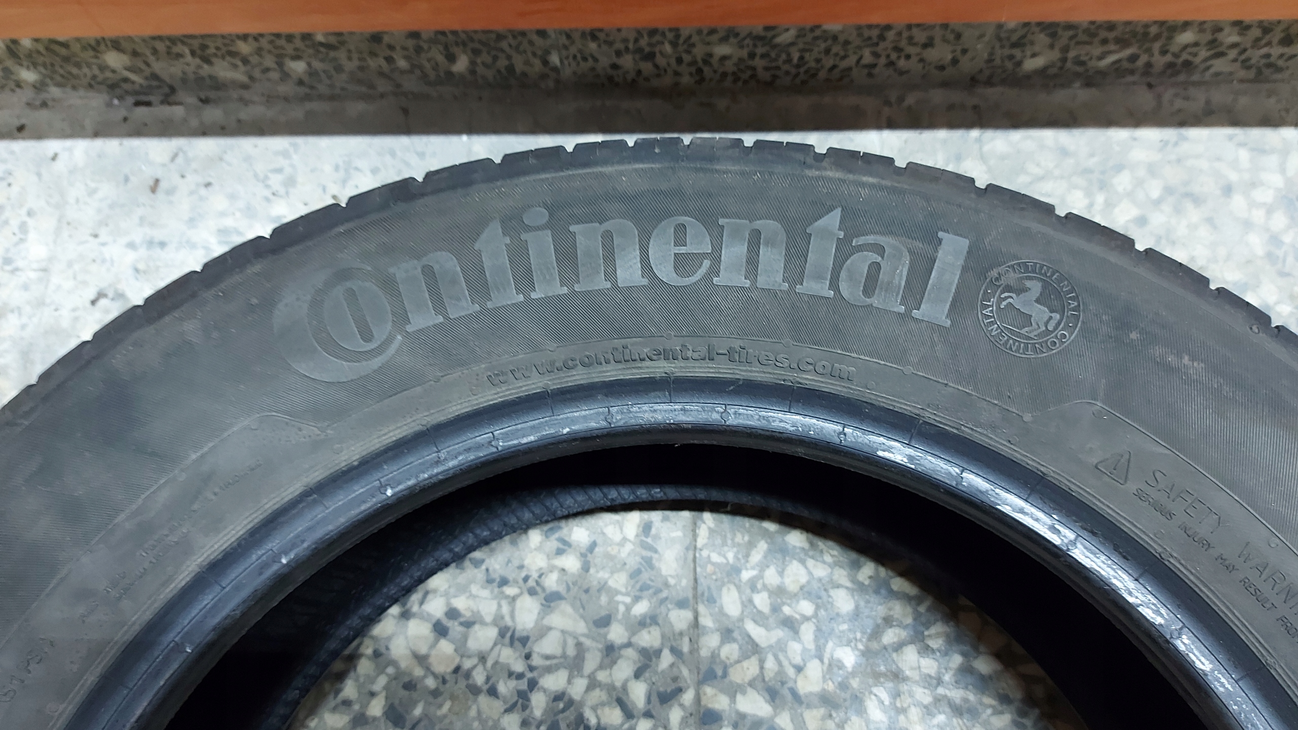 CONTINENTAL CONTIECOCONTACT 5 215/60R17 tyres summer 6,5mm