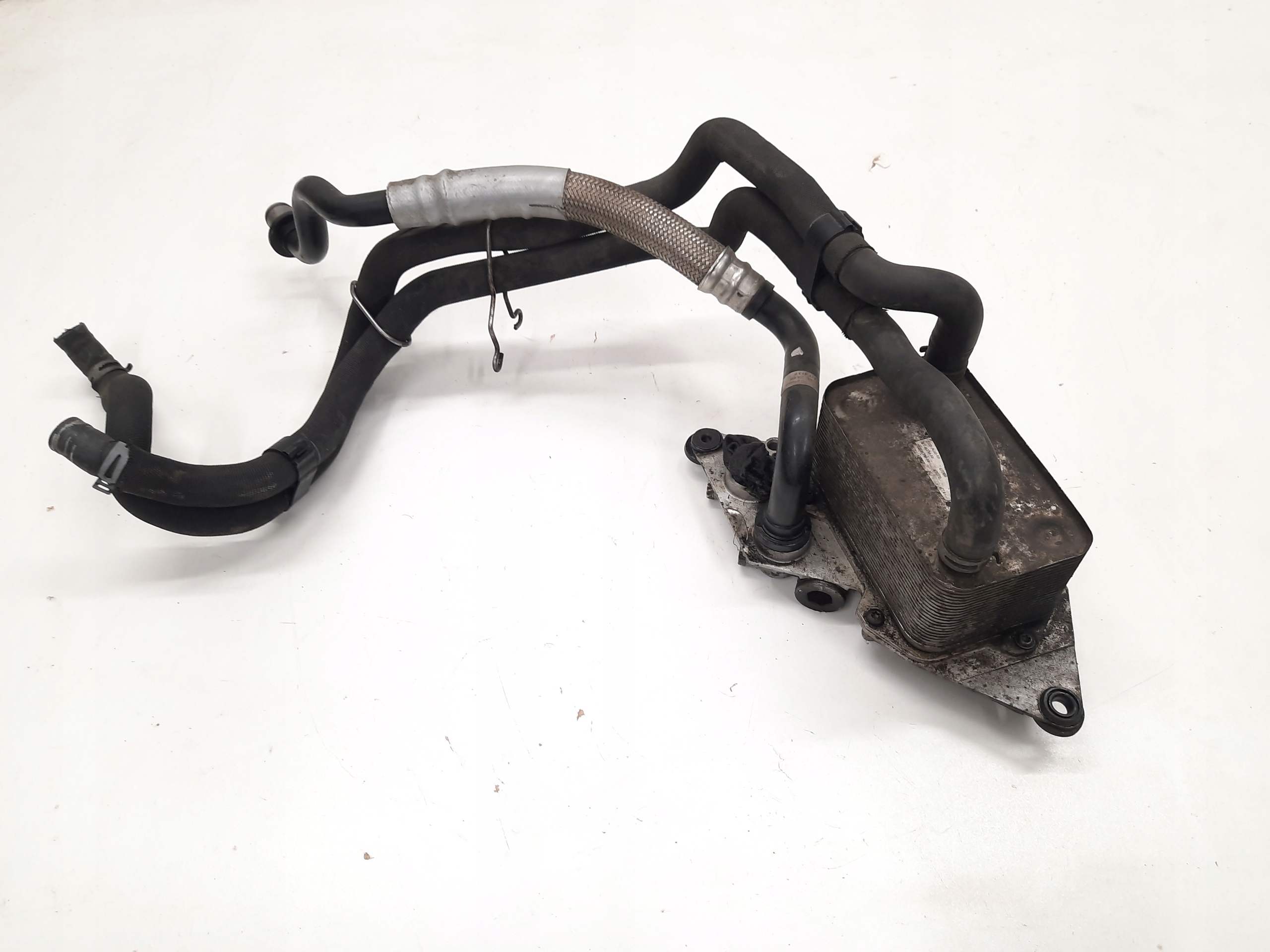 AUDI R8 4.2 FSI 06- CHŁODNICA OLEJU 420117022A