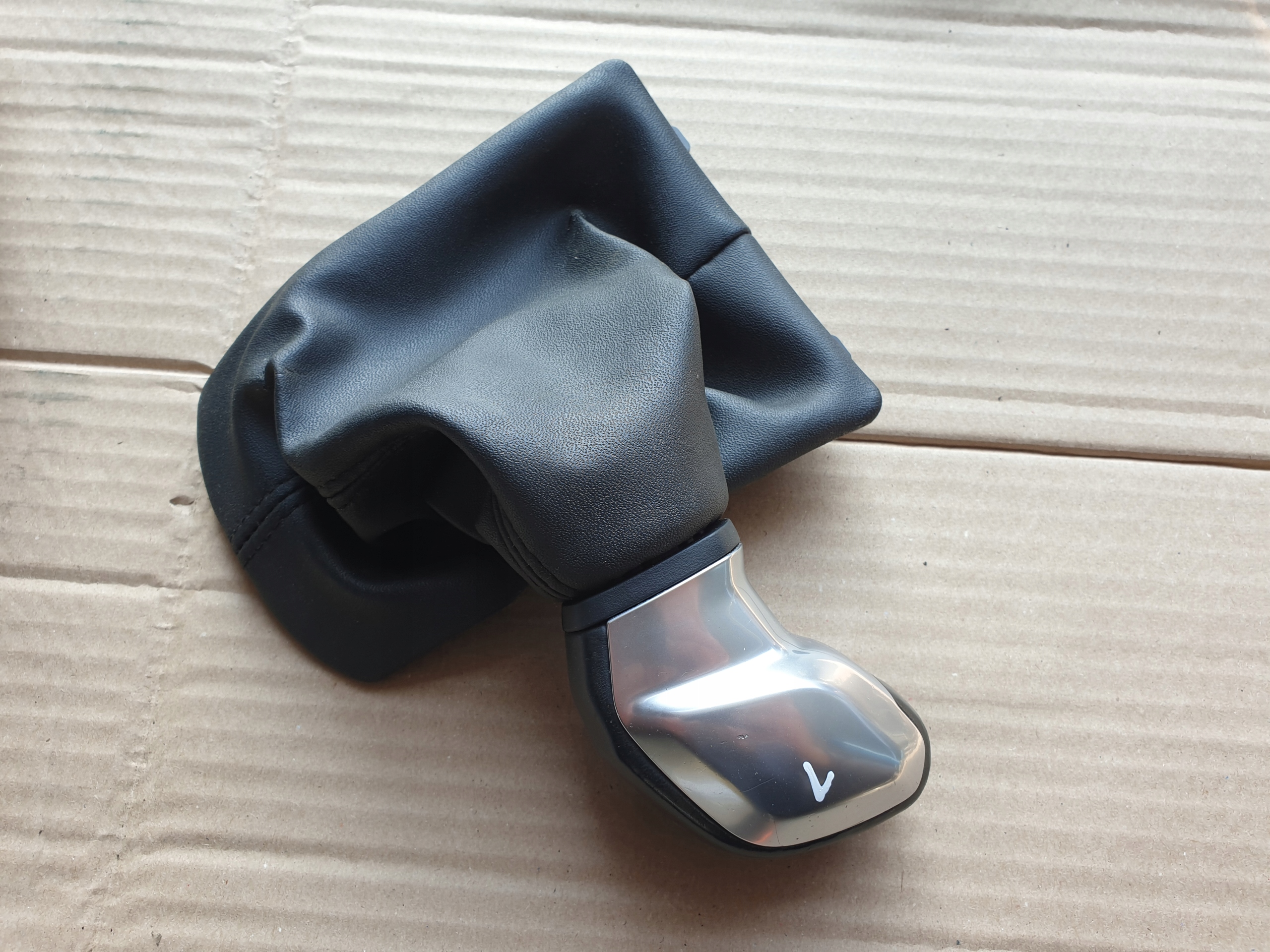 Pomello ghetta PEUGEOT 208 e 2014