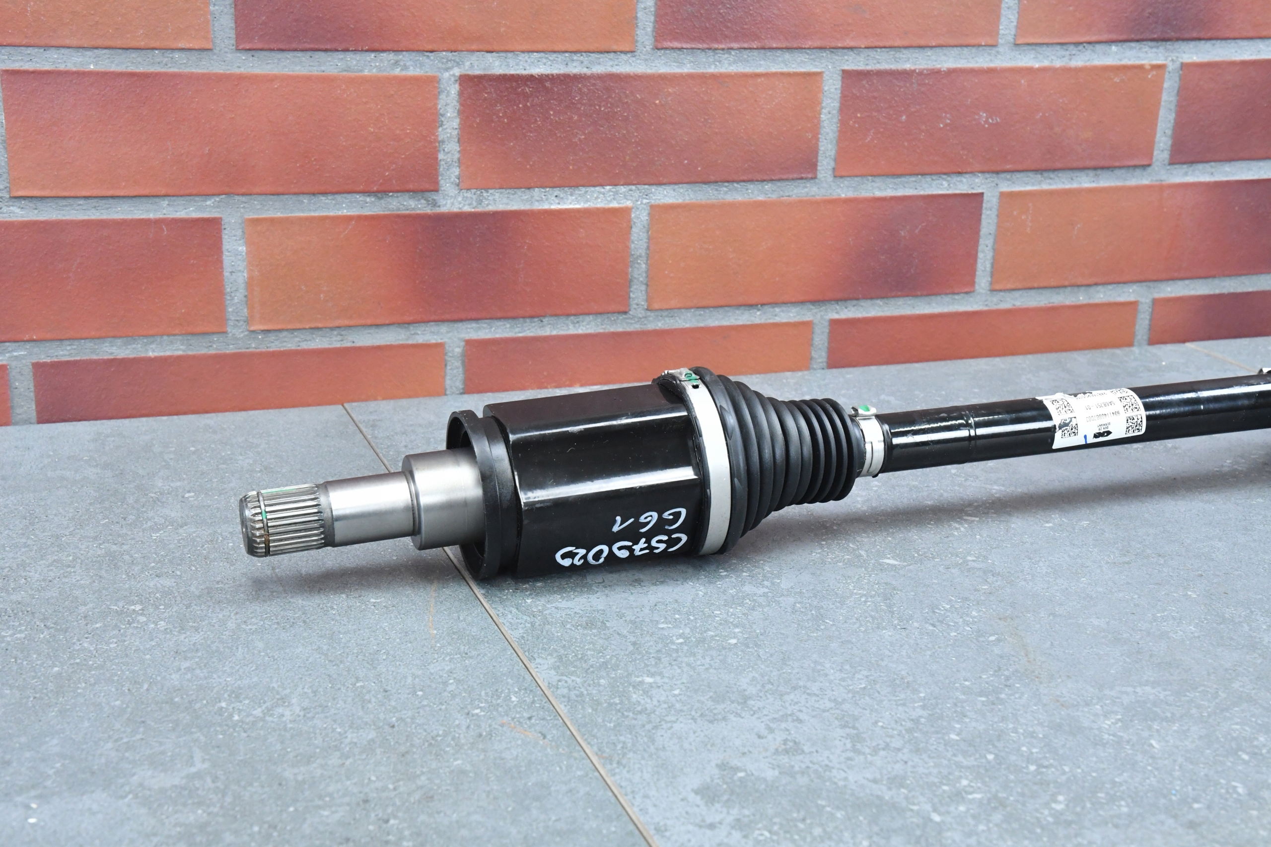 swing left shock absorber left semi-axis left BMW i5 G60 G61 5416km