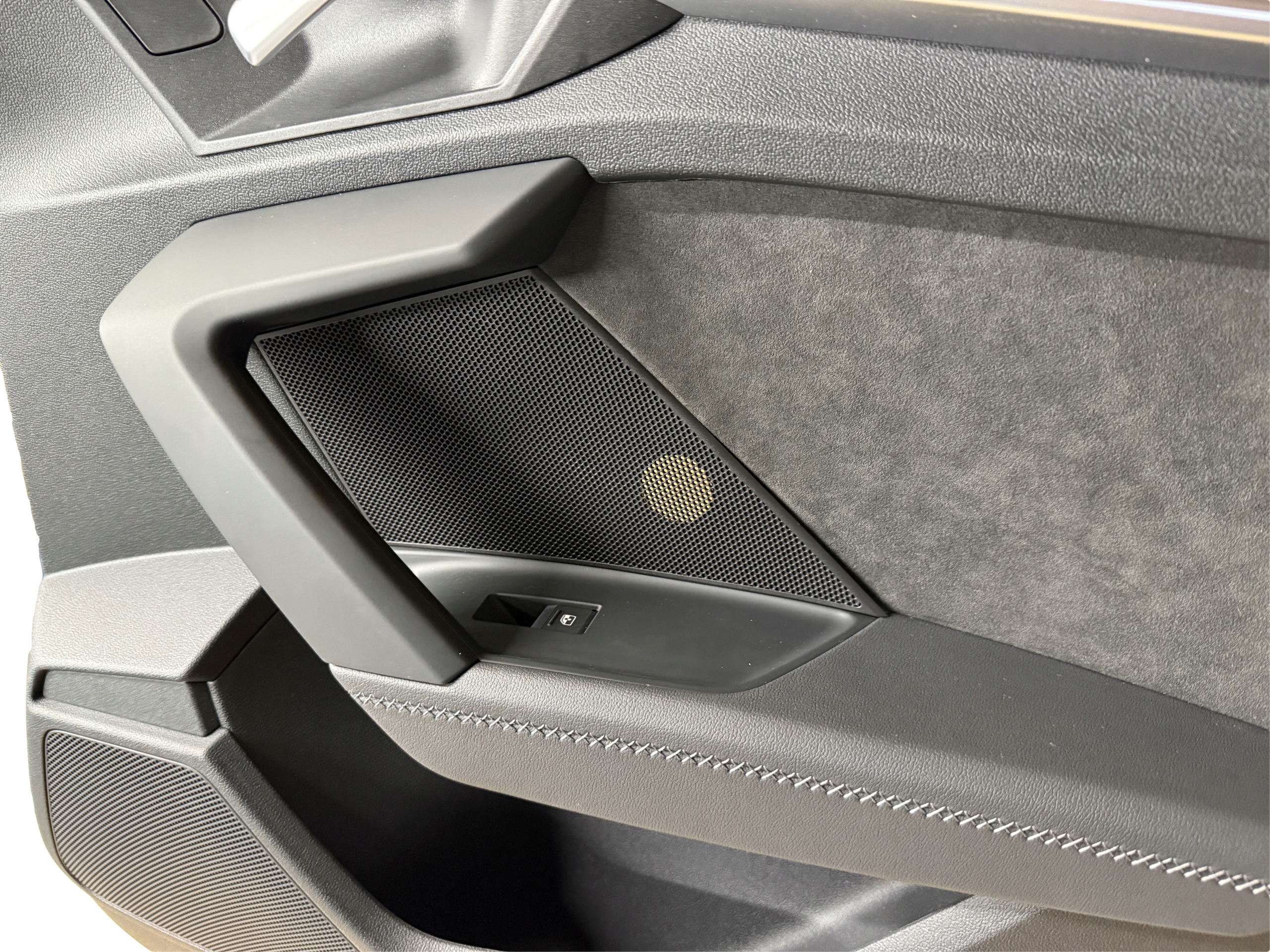 AUDI A3 8Y side door right rear part ALCANTARA