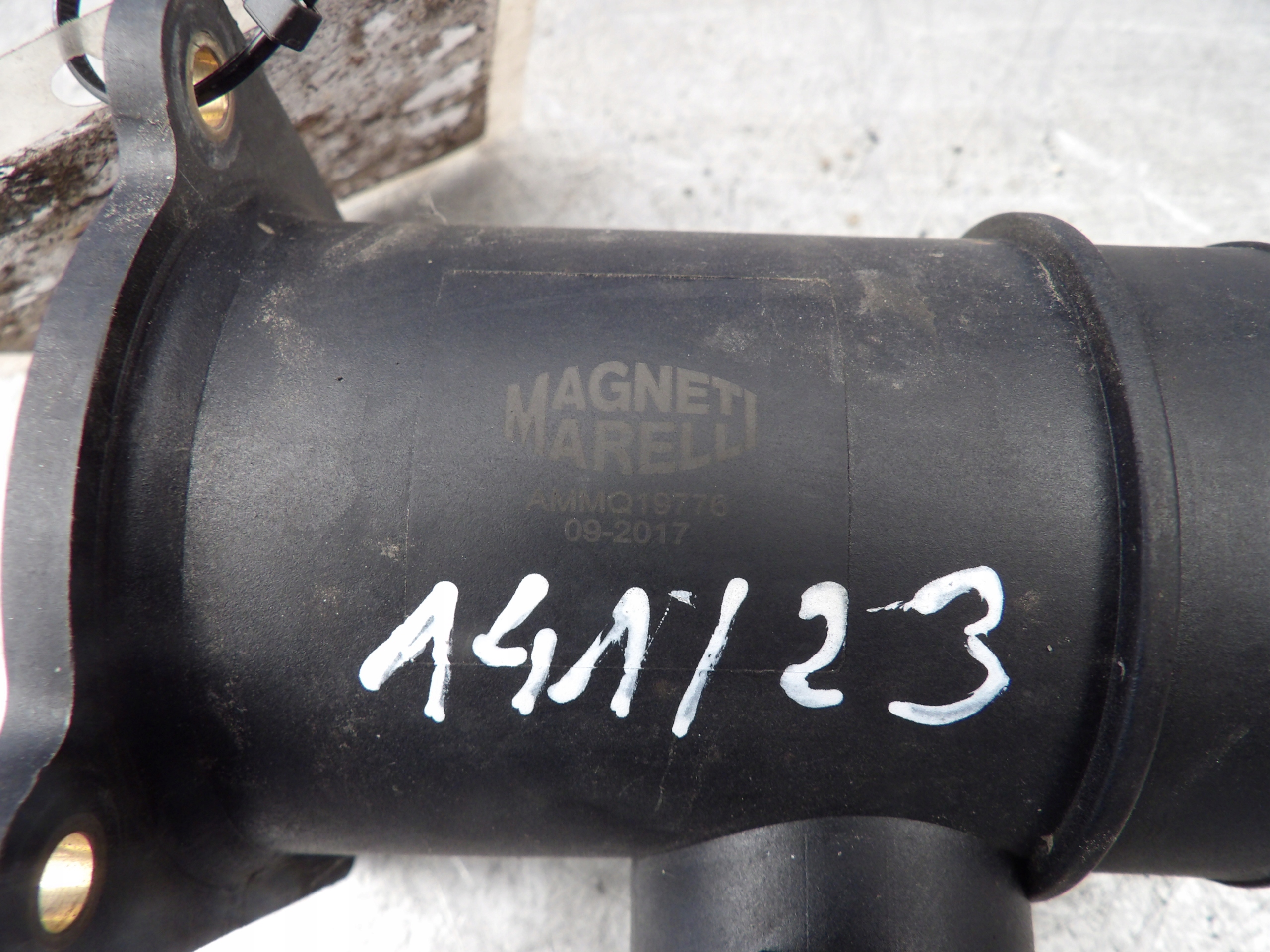 flow meter Nissan Primera P11 1,6B AMMQ19776