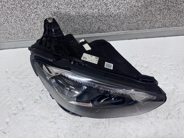 light right Mercedes E Klasa W213 LIFT Multibeam Led