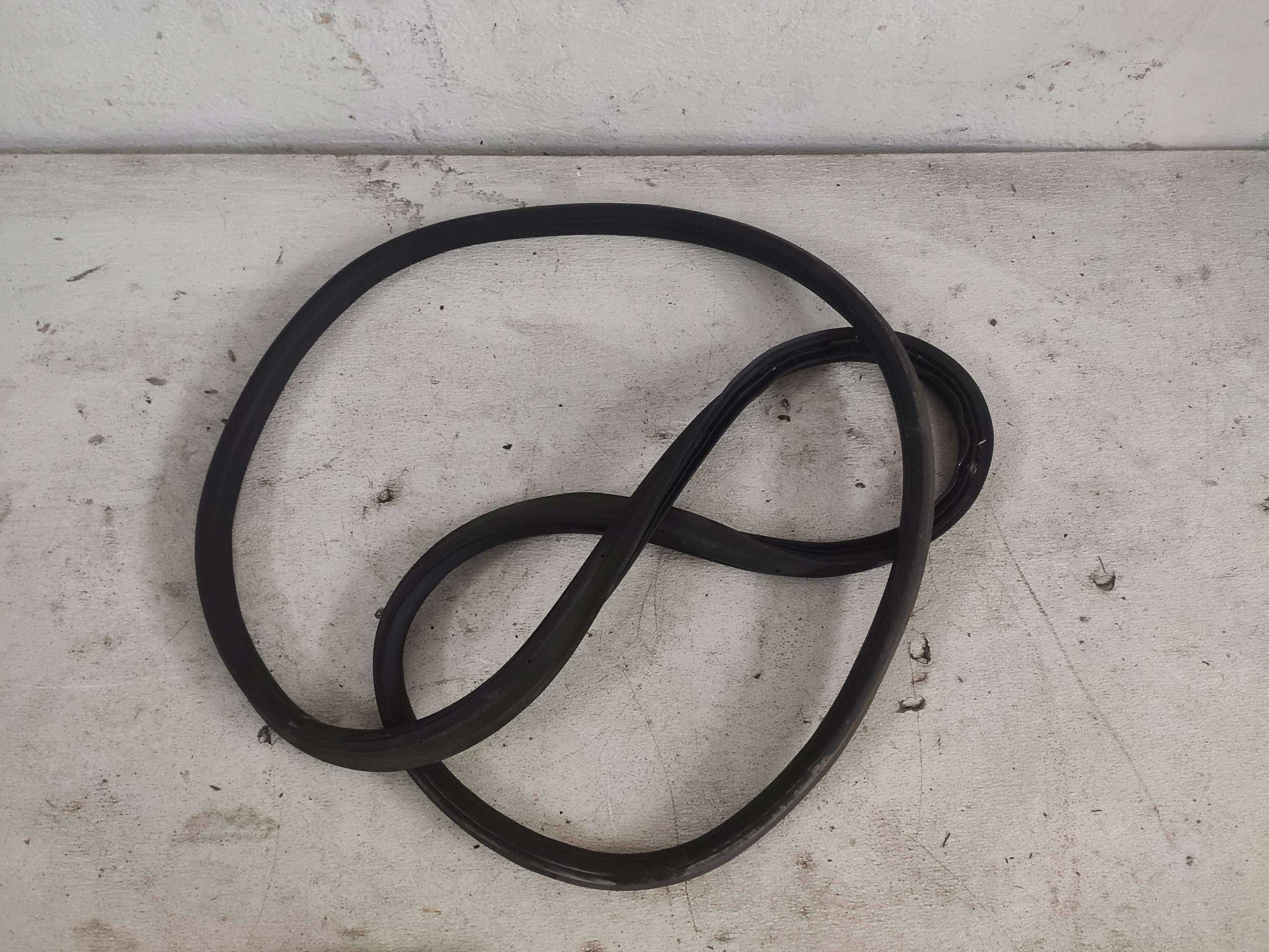 HYUNDAI I20 III 2021 прокладка кришки багажника