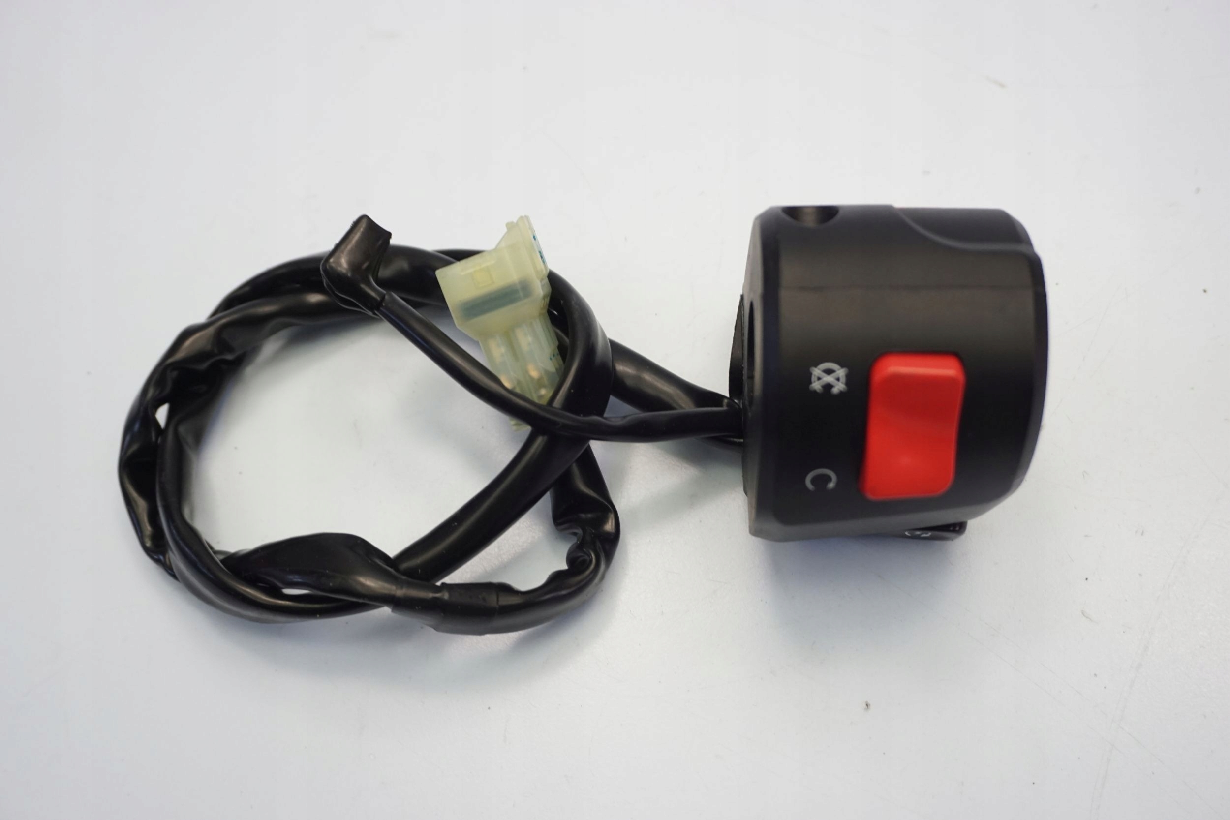 2334592367633904 - KAWASAKI Z-900 20-ПЕРЕКЛЮЧАТЕЛЬ ПРАВЫЙ СТАРТЕР