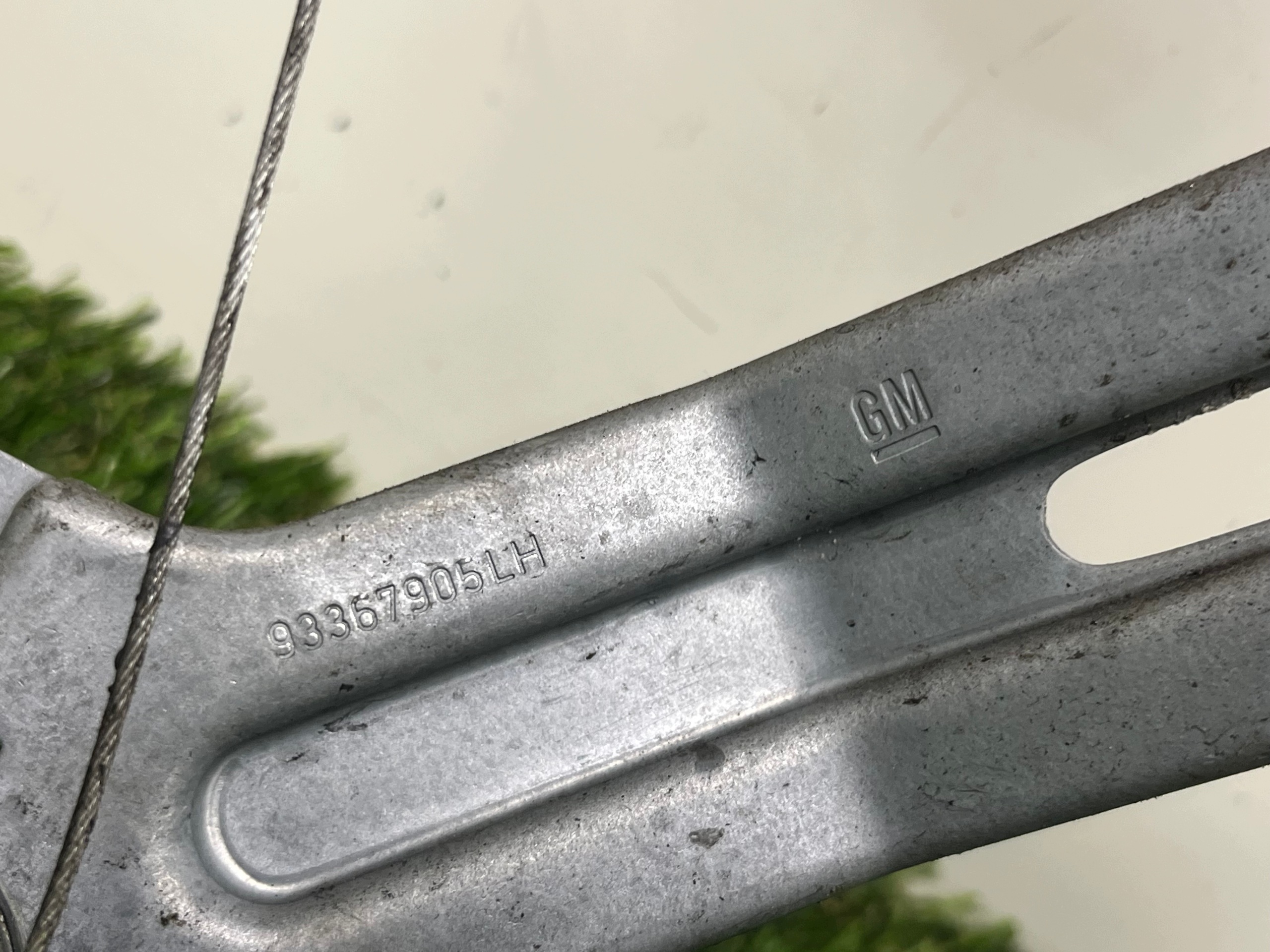 ELE mécanisme vitres gauche avant OPEL MERIVA A 93367905LH